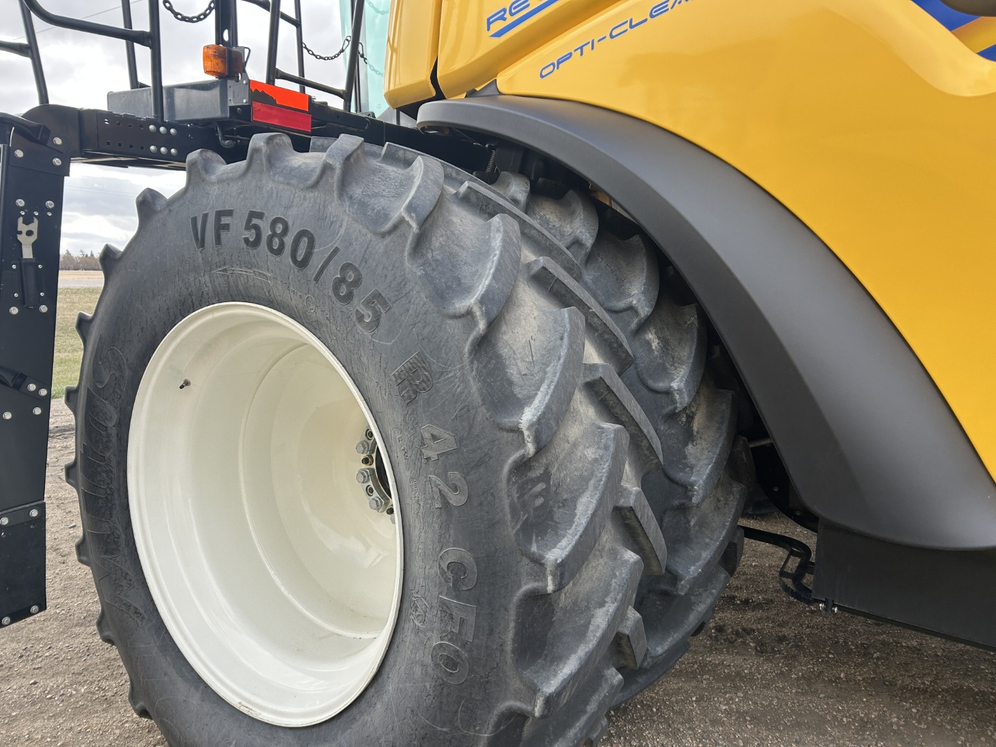 2023 New Holland CR9.90Z Combine