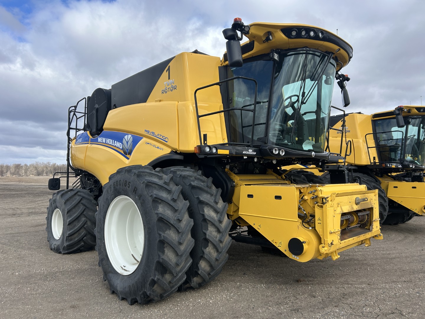 2023 New Holland CR9.90Z Combine