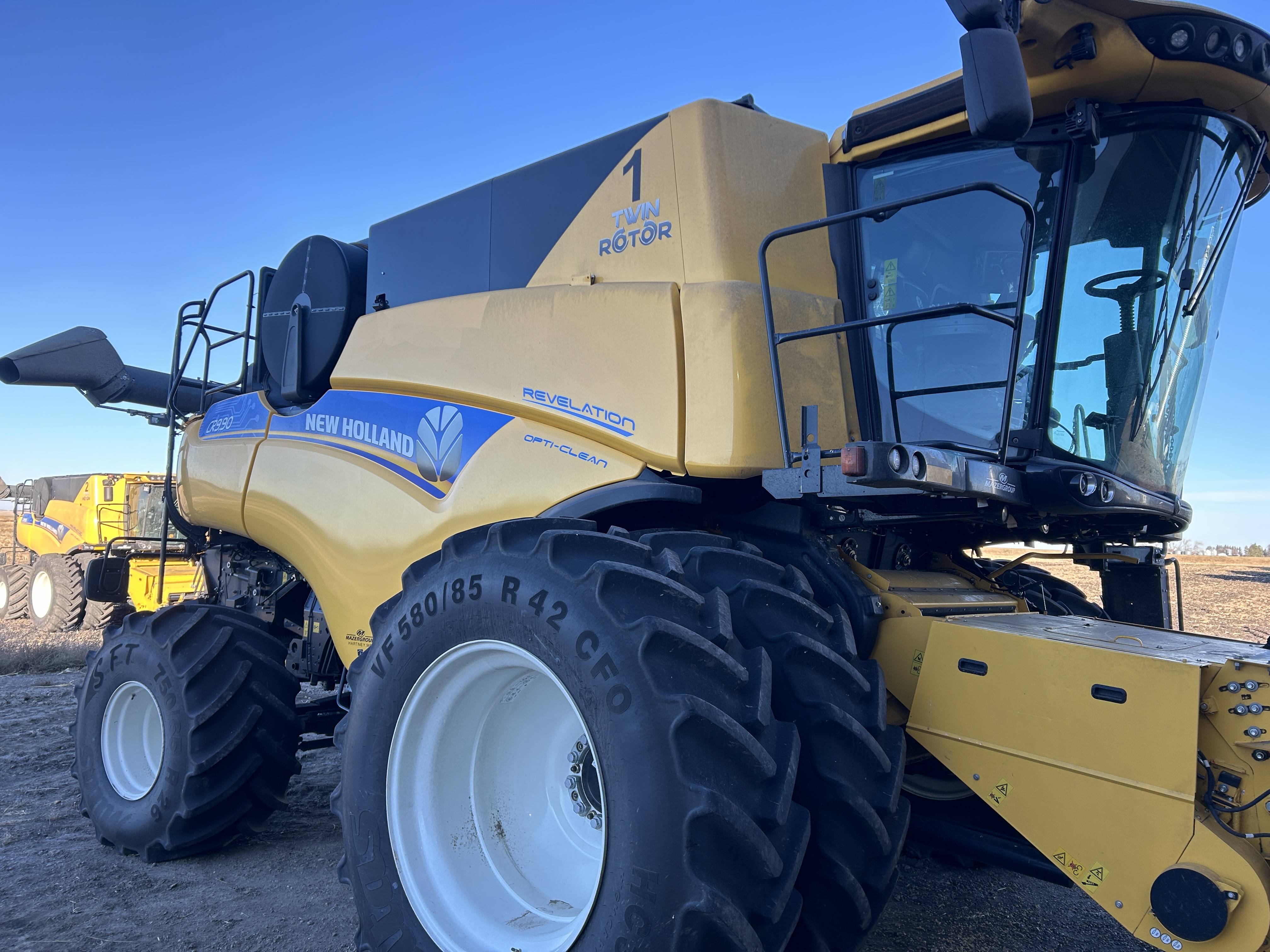 2023 New Holland CR9.90Z Combine