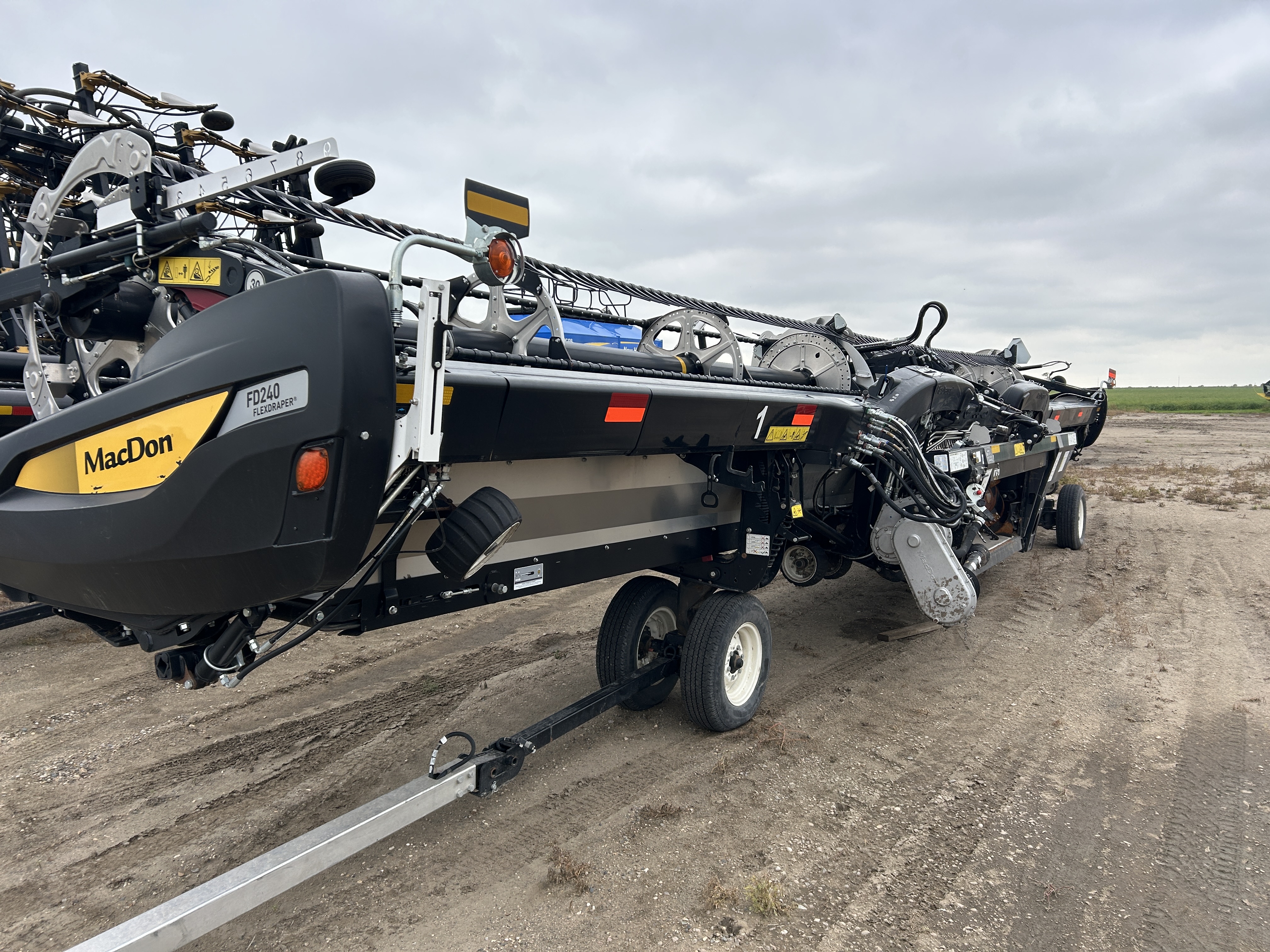 2021 MacDon FD240 Header Draper Flex