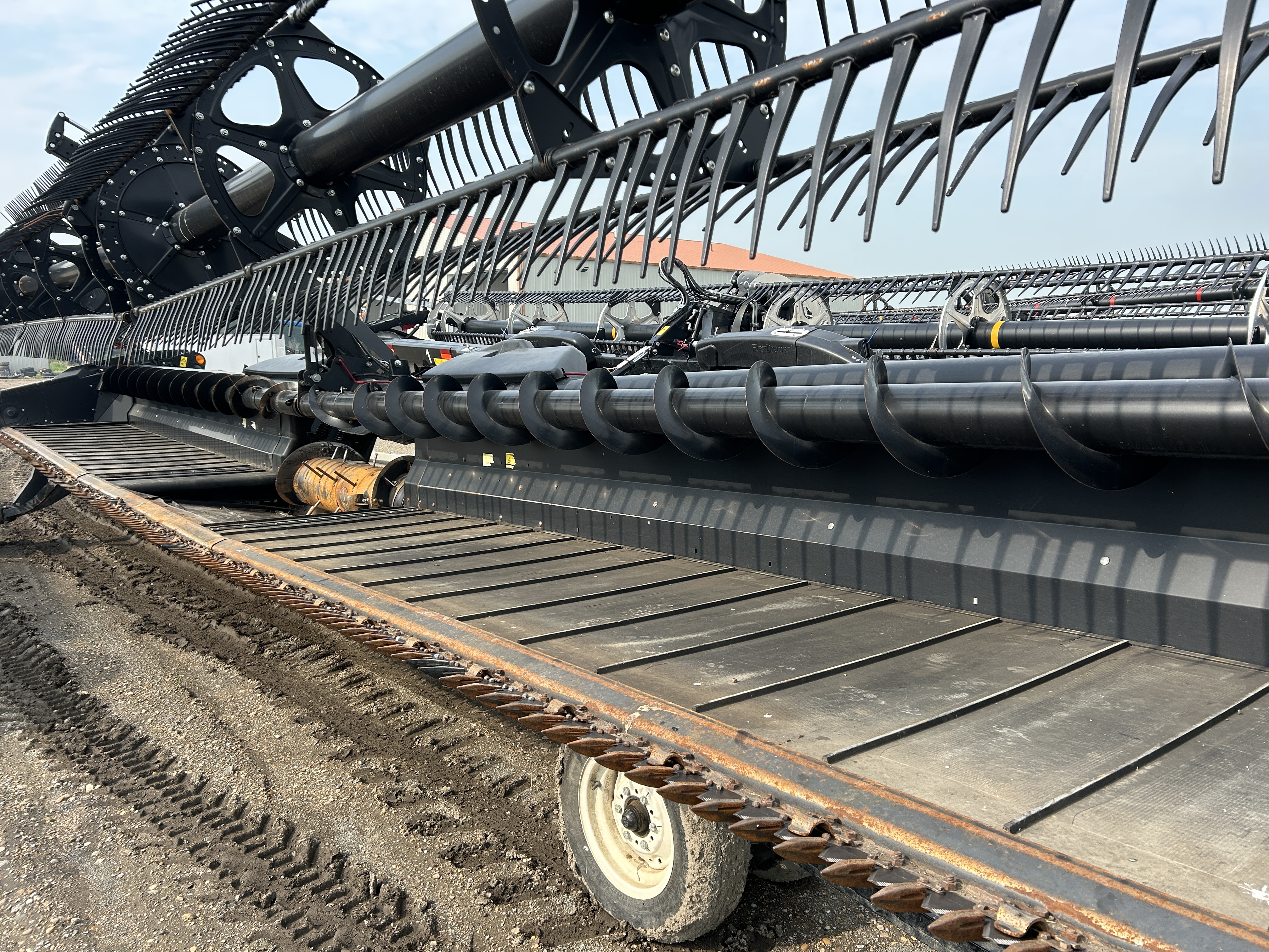 2021 MacDon FD240 Header Draper Flex