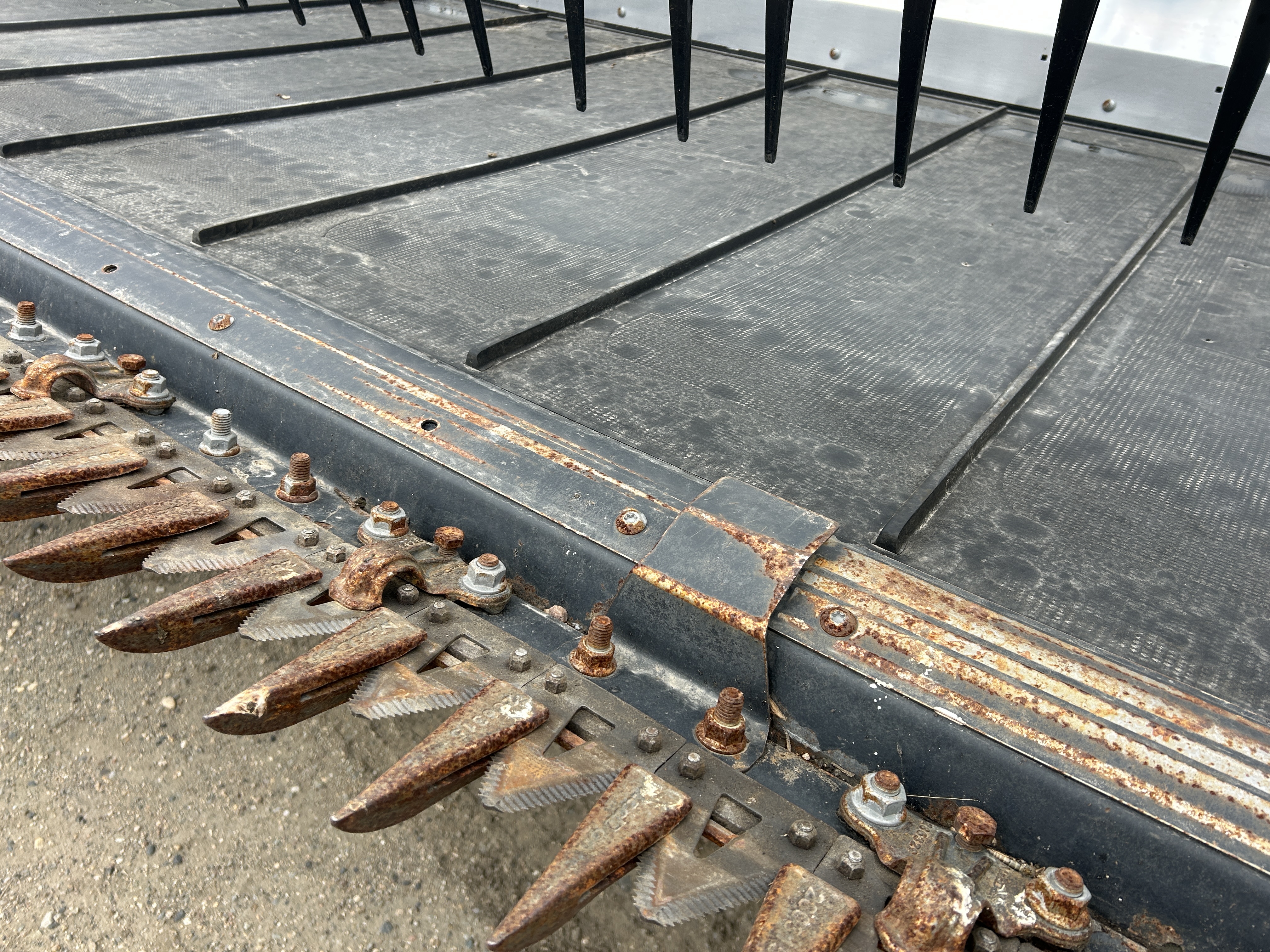 2021 MacDon FD240 Header Draper Flex