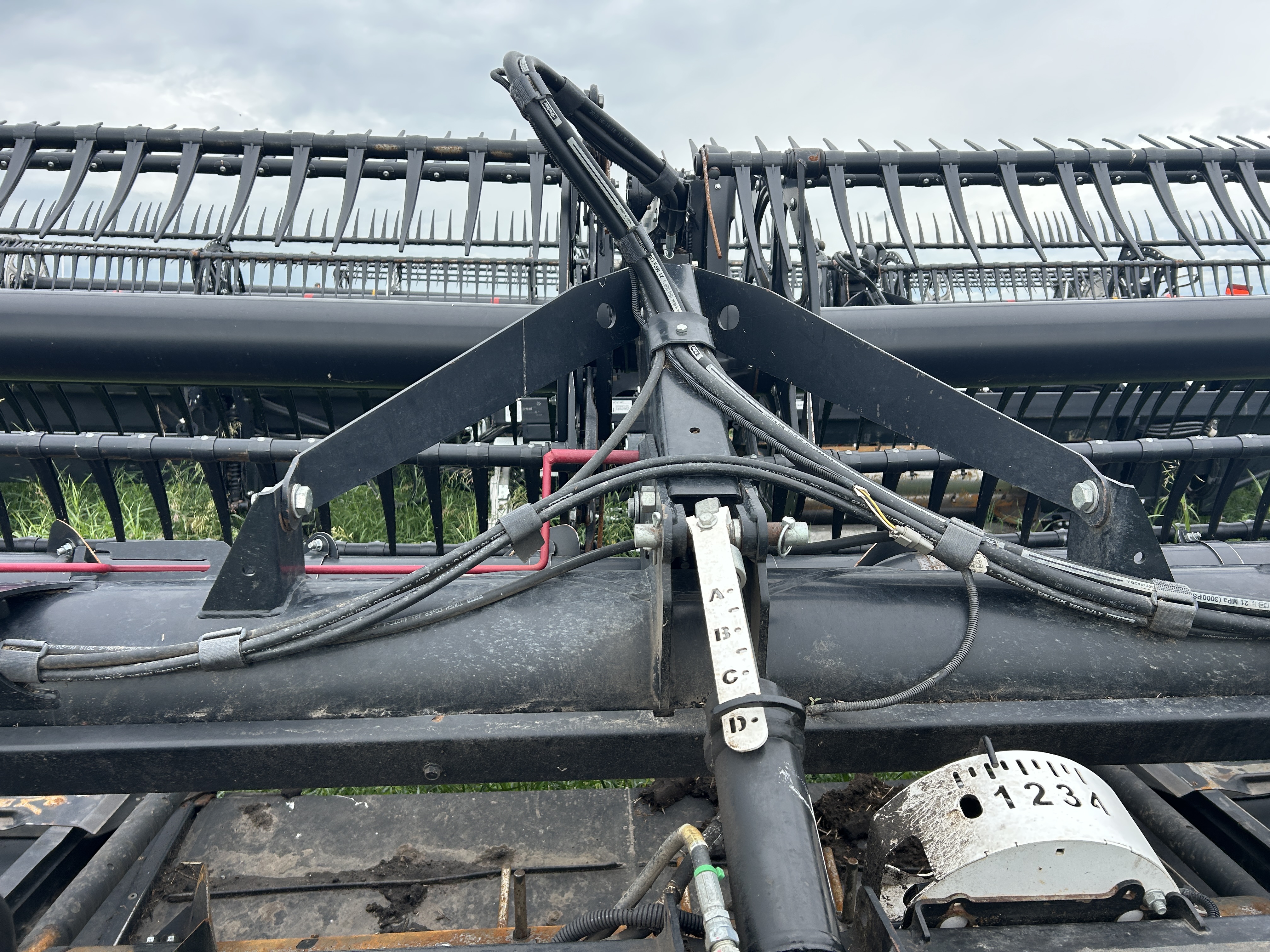 2021 MacDon FD240 Header Draper Flex