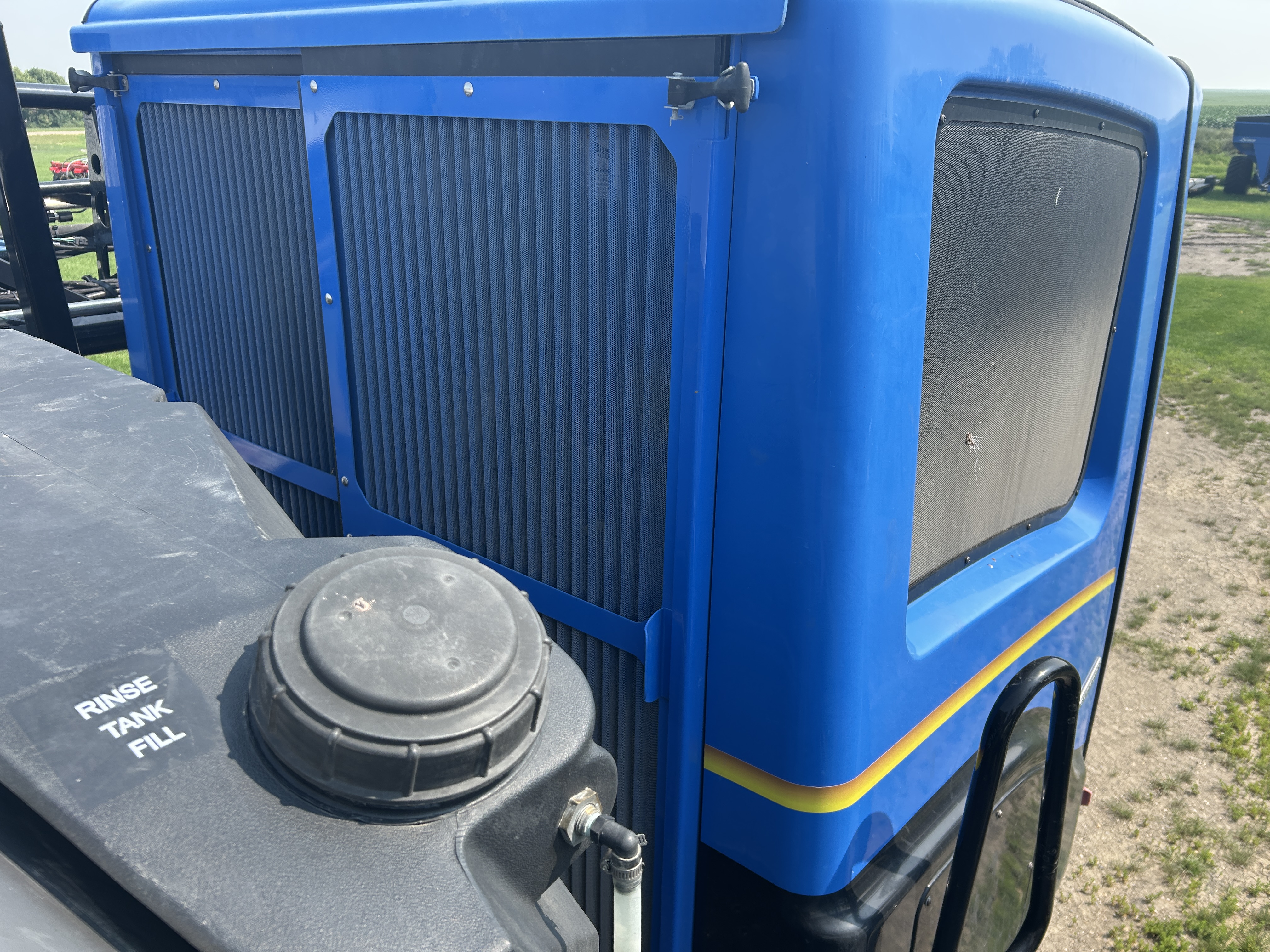 2017 New Holland SP.345F Sprayer/High Clearance