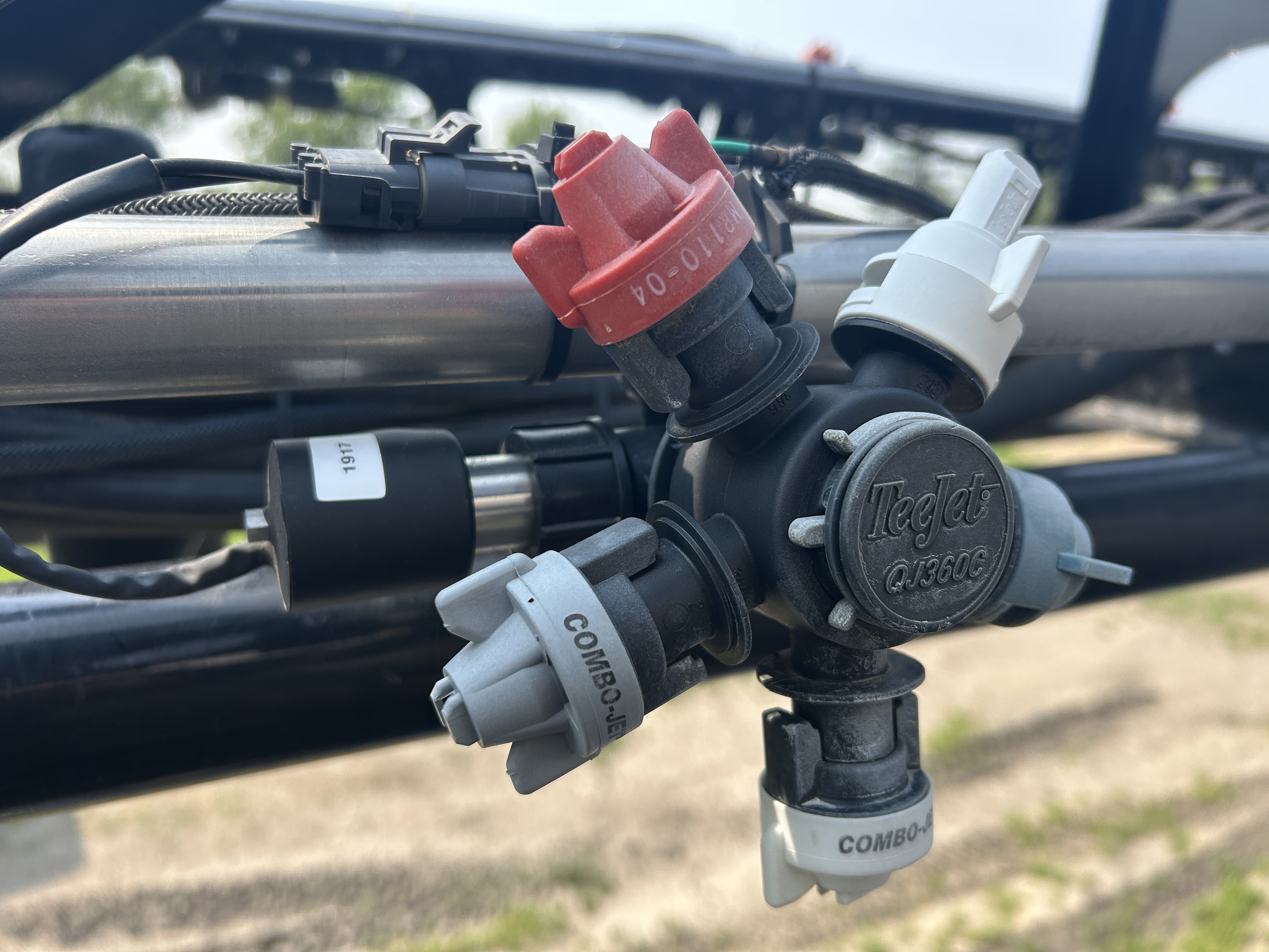 2017 New Holland SP.345F Sprayer/High Clearance