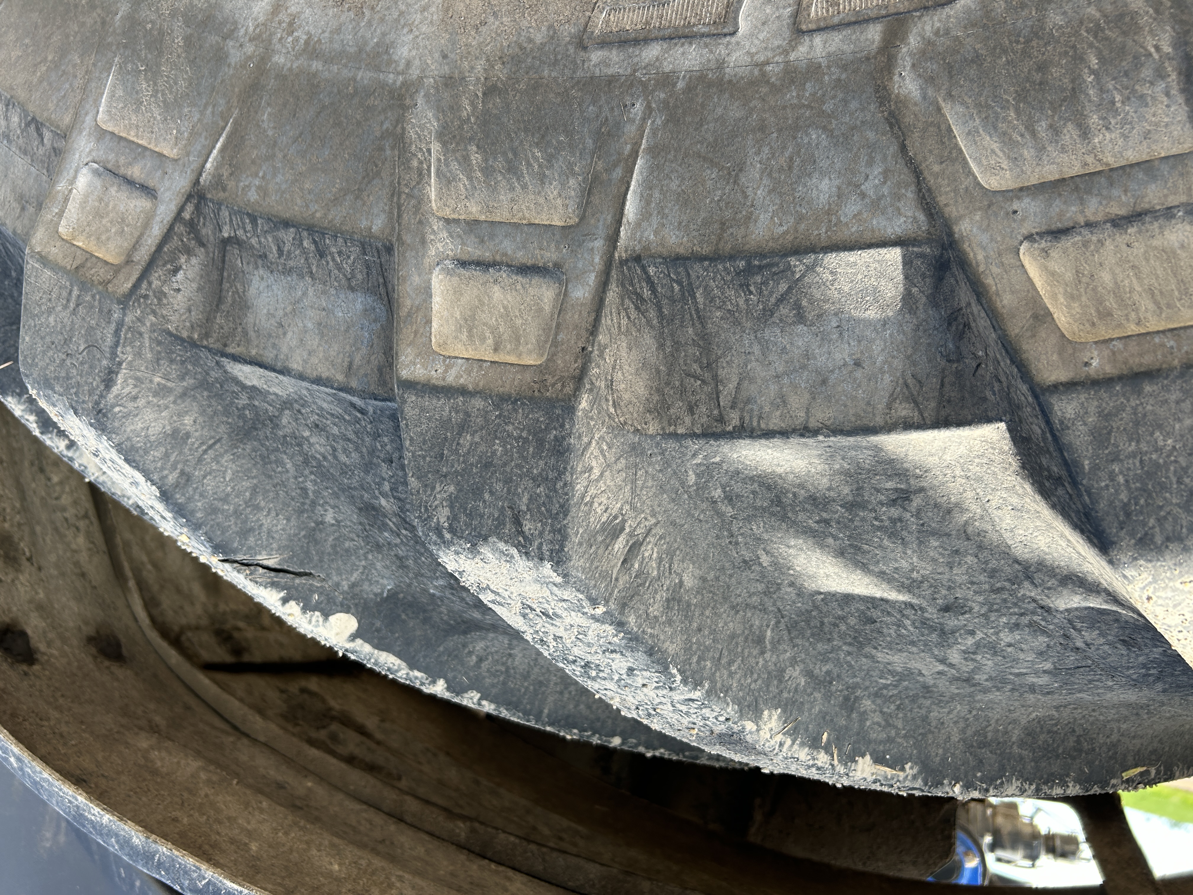 2014 New Holland SP.365F Sprayer/High Clearance