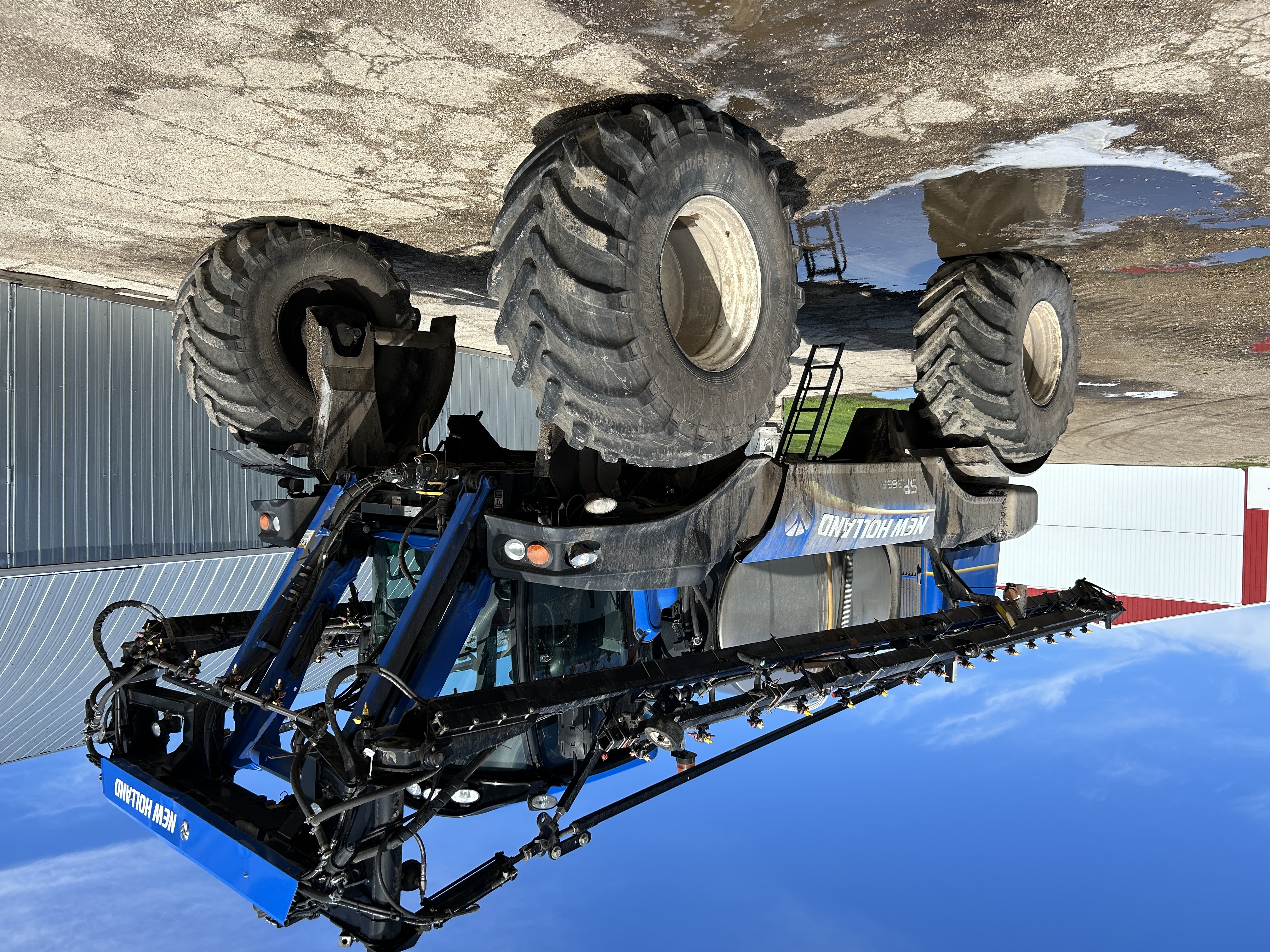 2014 New Holland SP.365F Sprayer/High Clearance