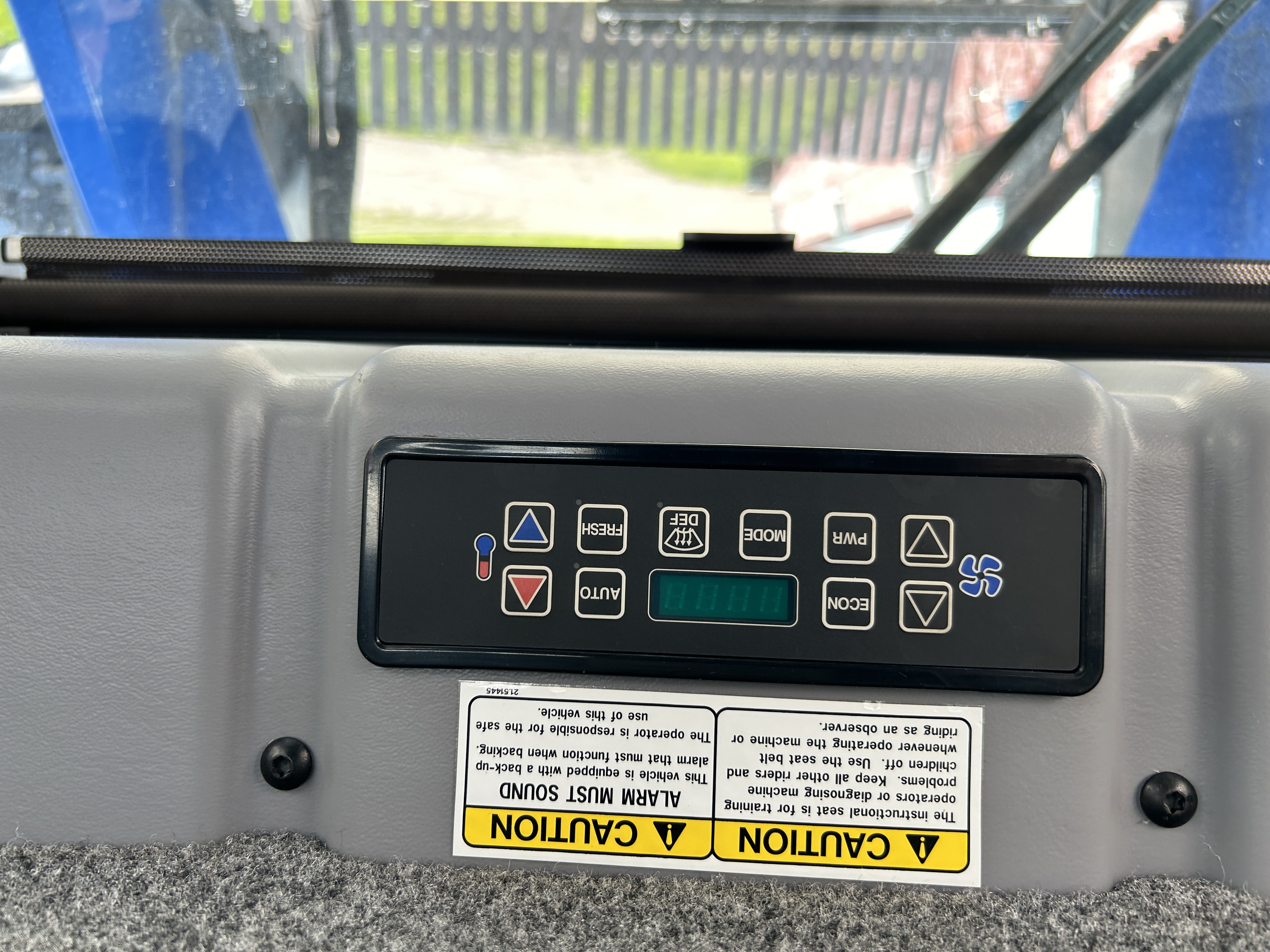 2014 New Holland SP.365F Sprayer/High Clearance