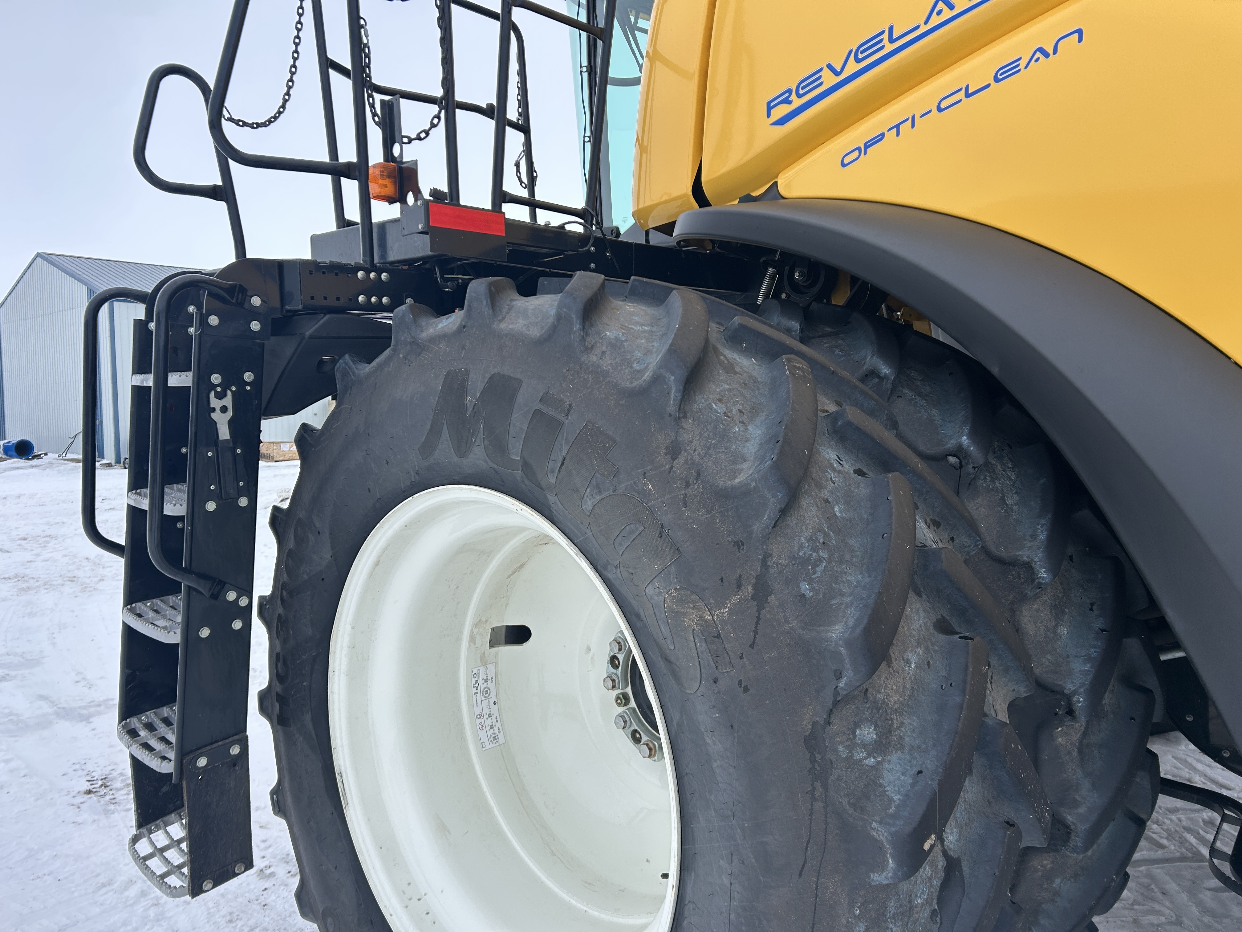 2021 New Holland CR9.90Z Combine