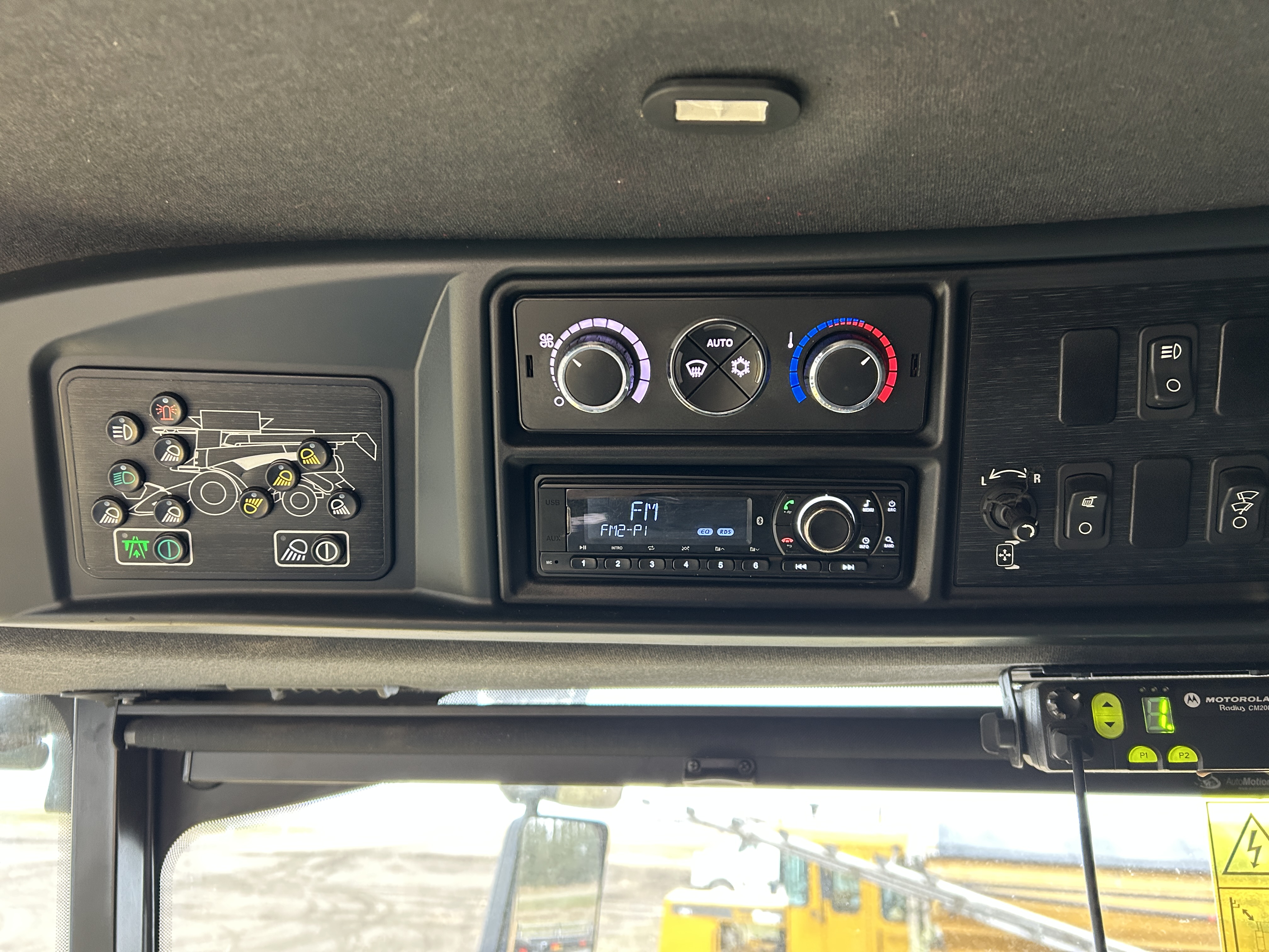 2022 New Holland CR9.90Z Combine