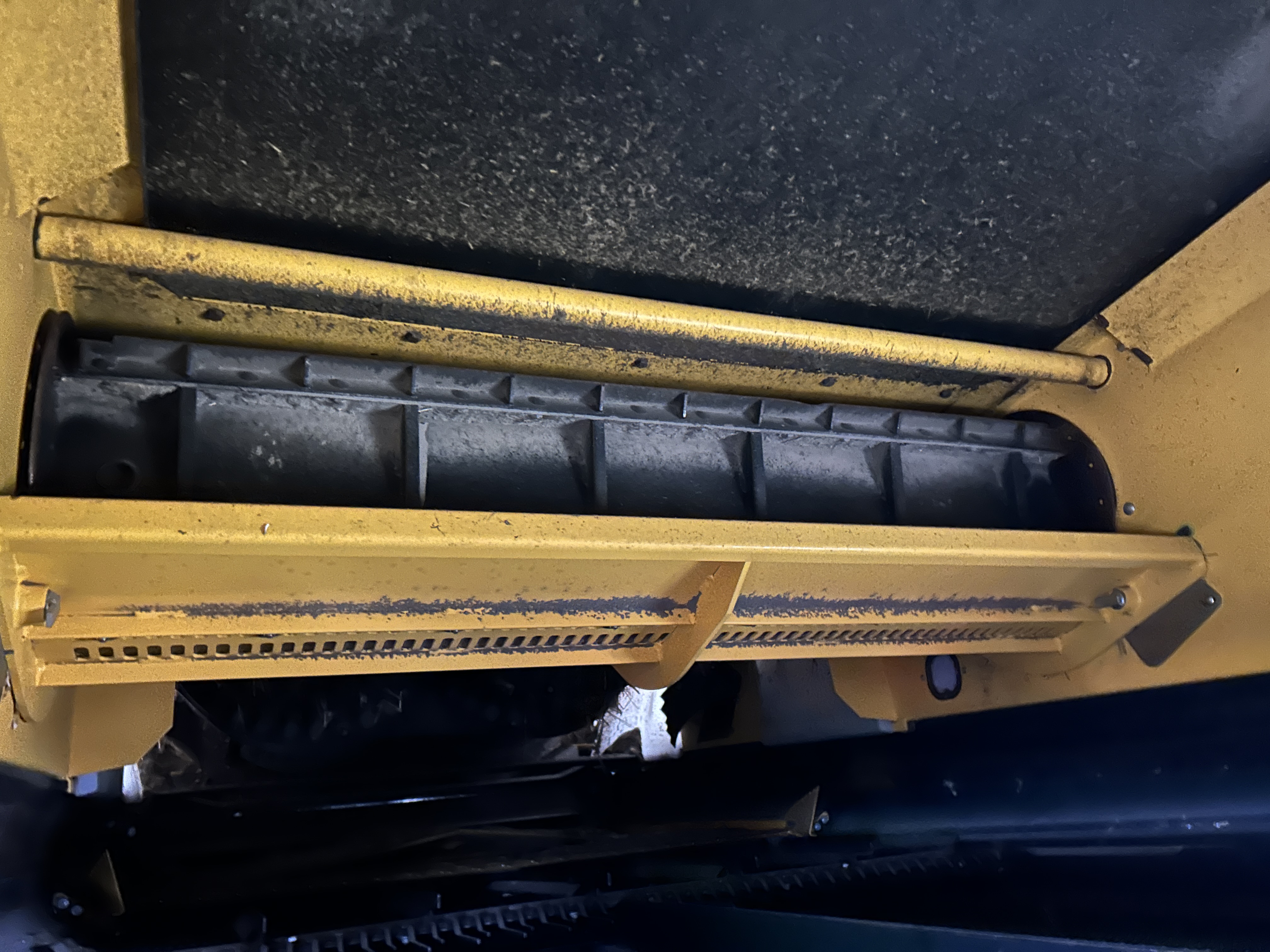 2022 New Holland CR9.90Z Combine