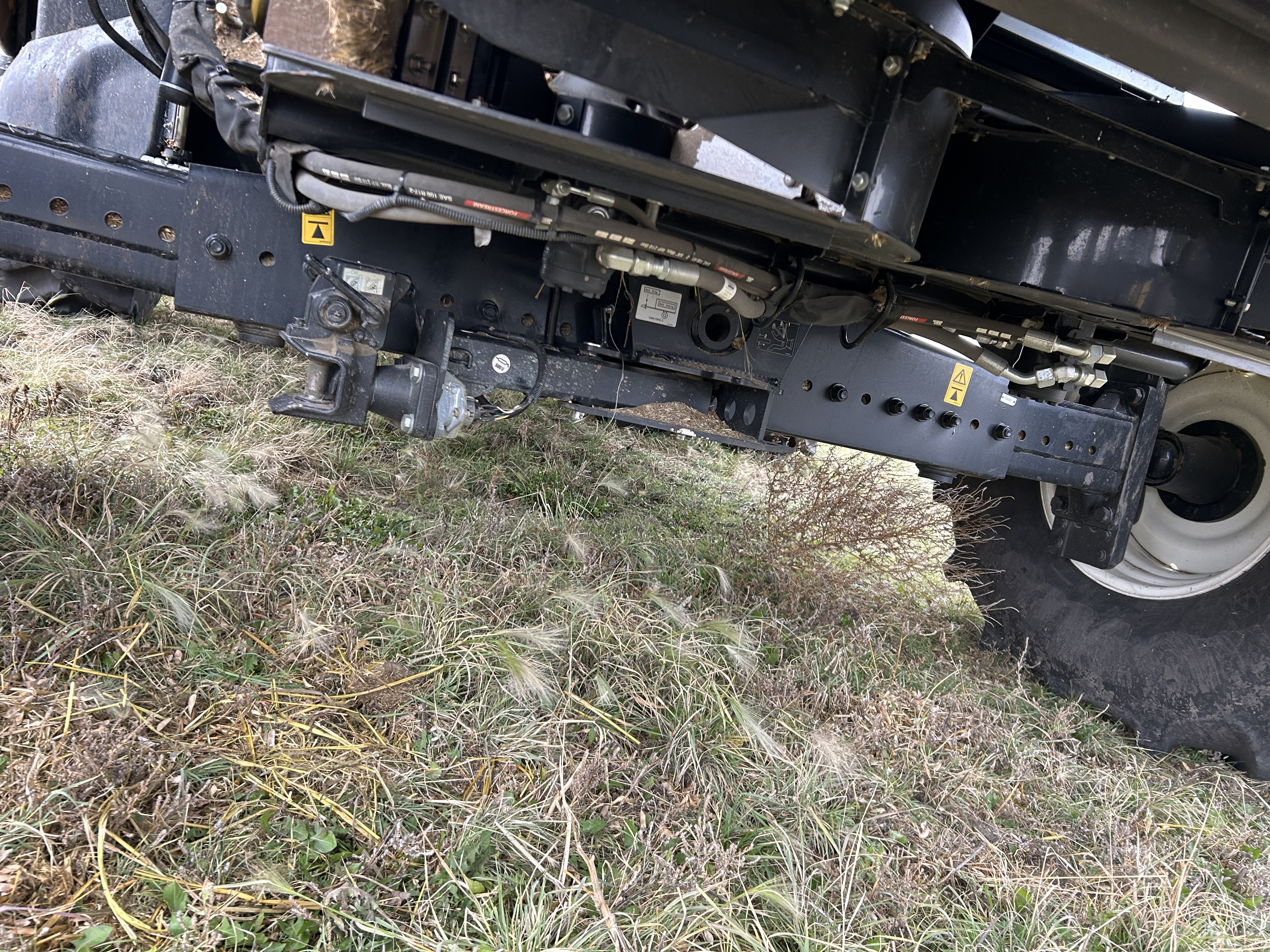 2022 New Holland CR9.90Z Combine