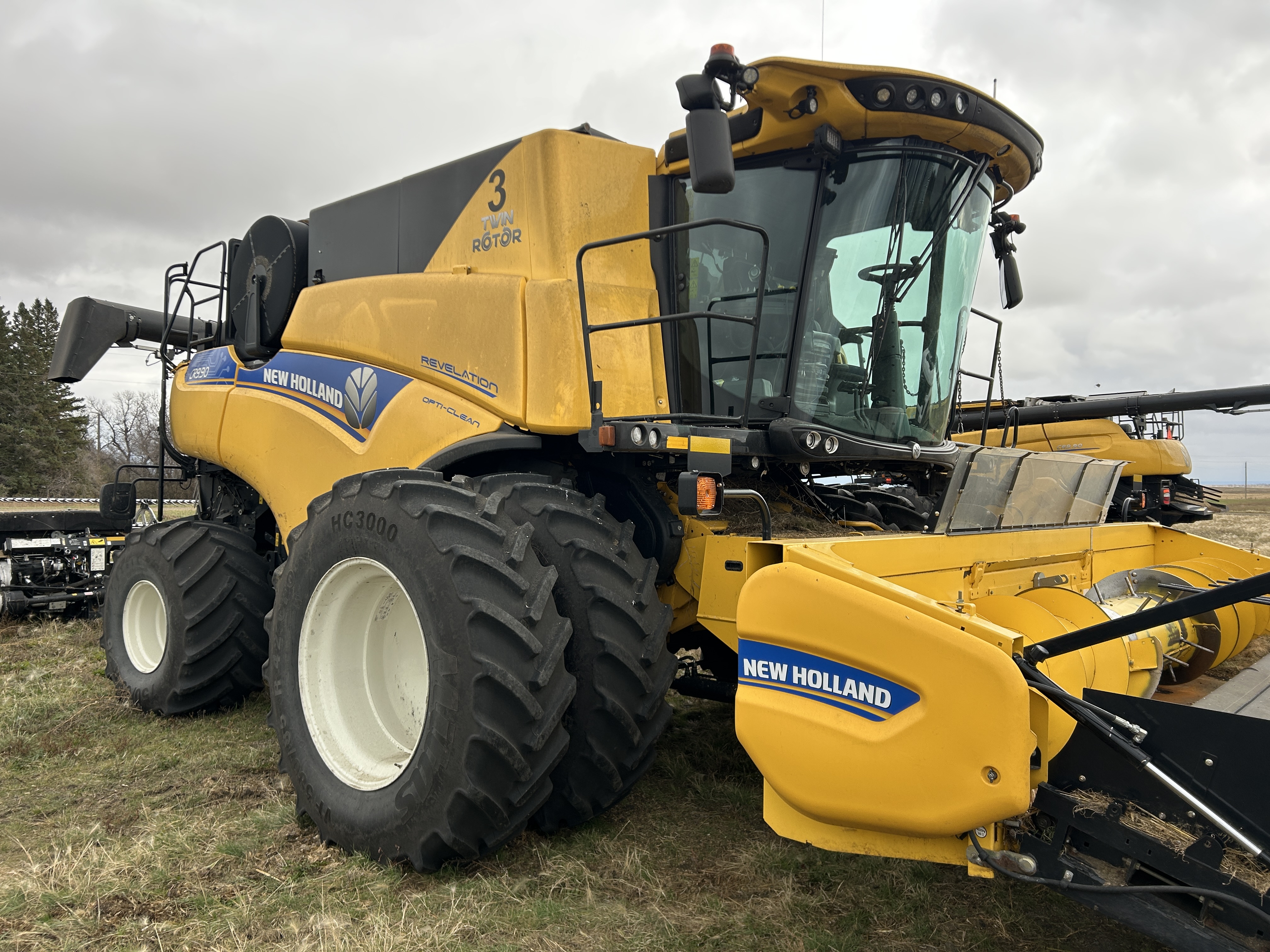 2022 New Holland CR9.90Z Combine