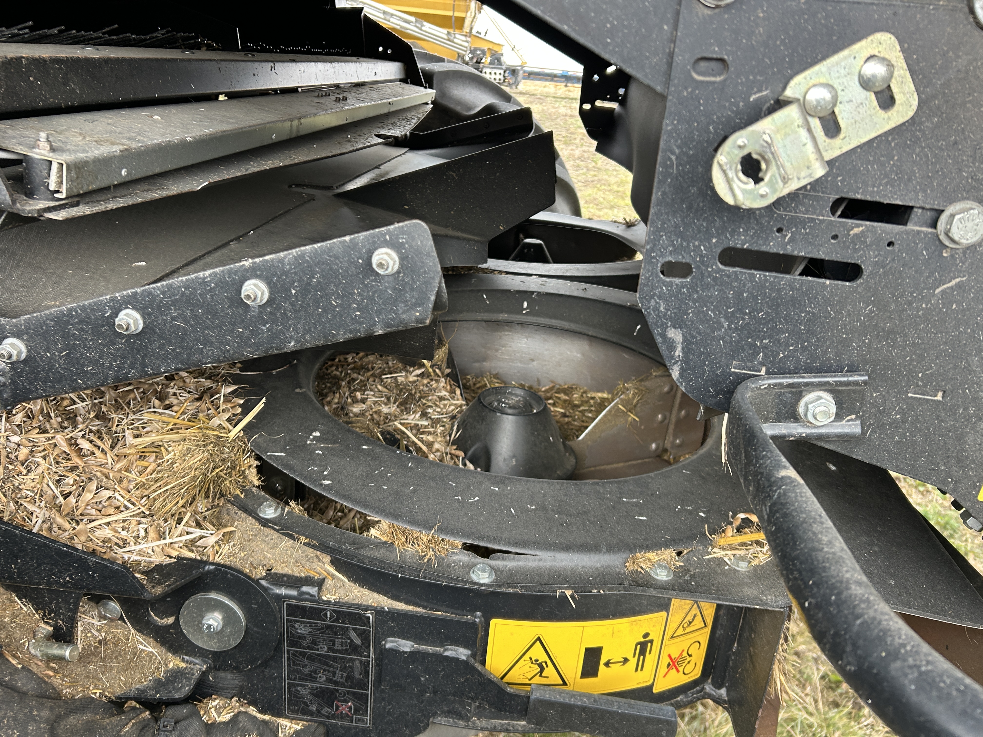 2022 New Holland CR9.90Z Combine