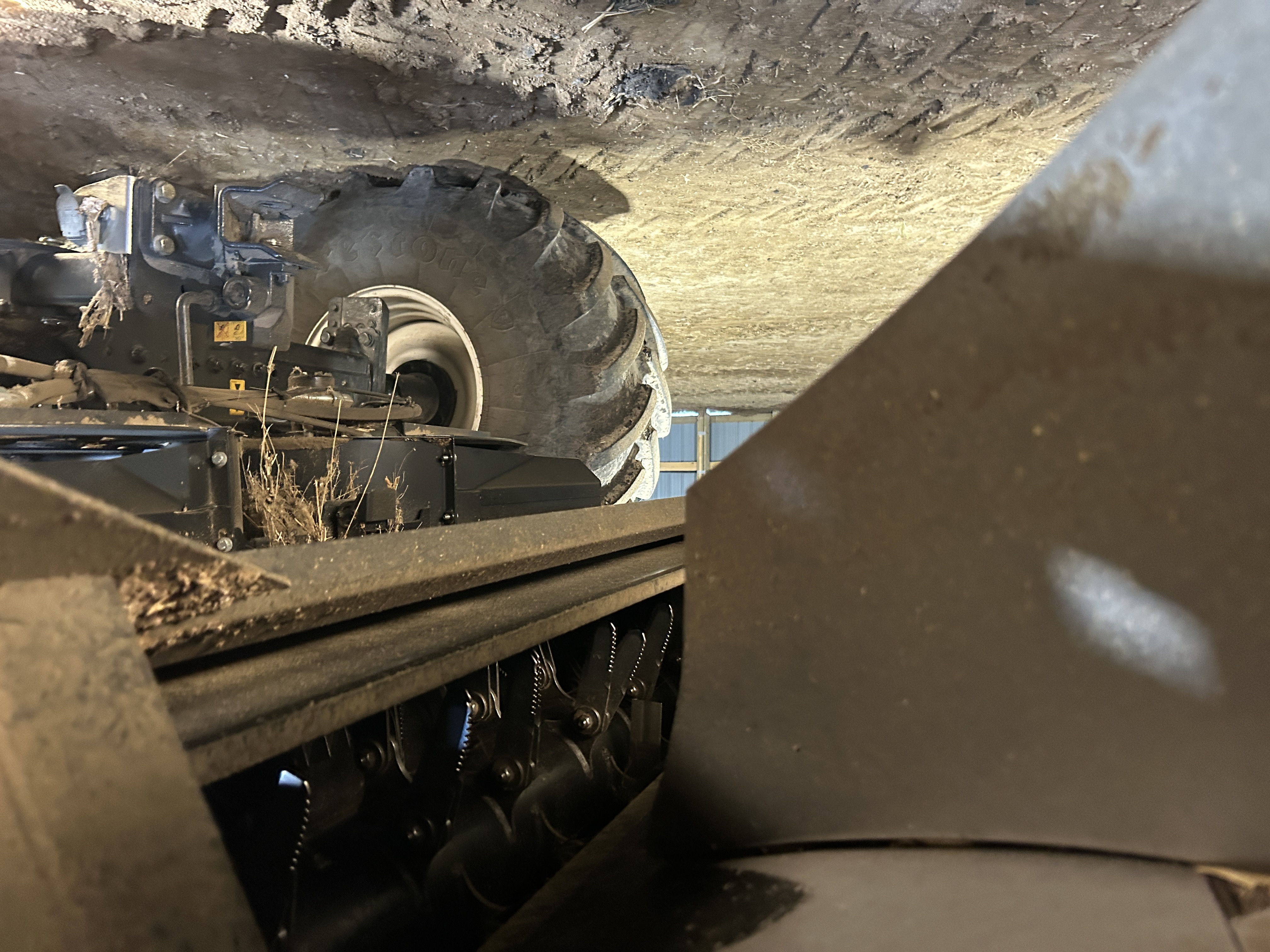 2024 New Holland CR9.90Z Combine