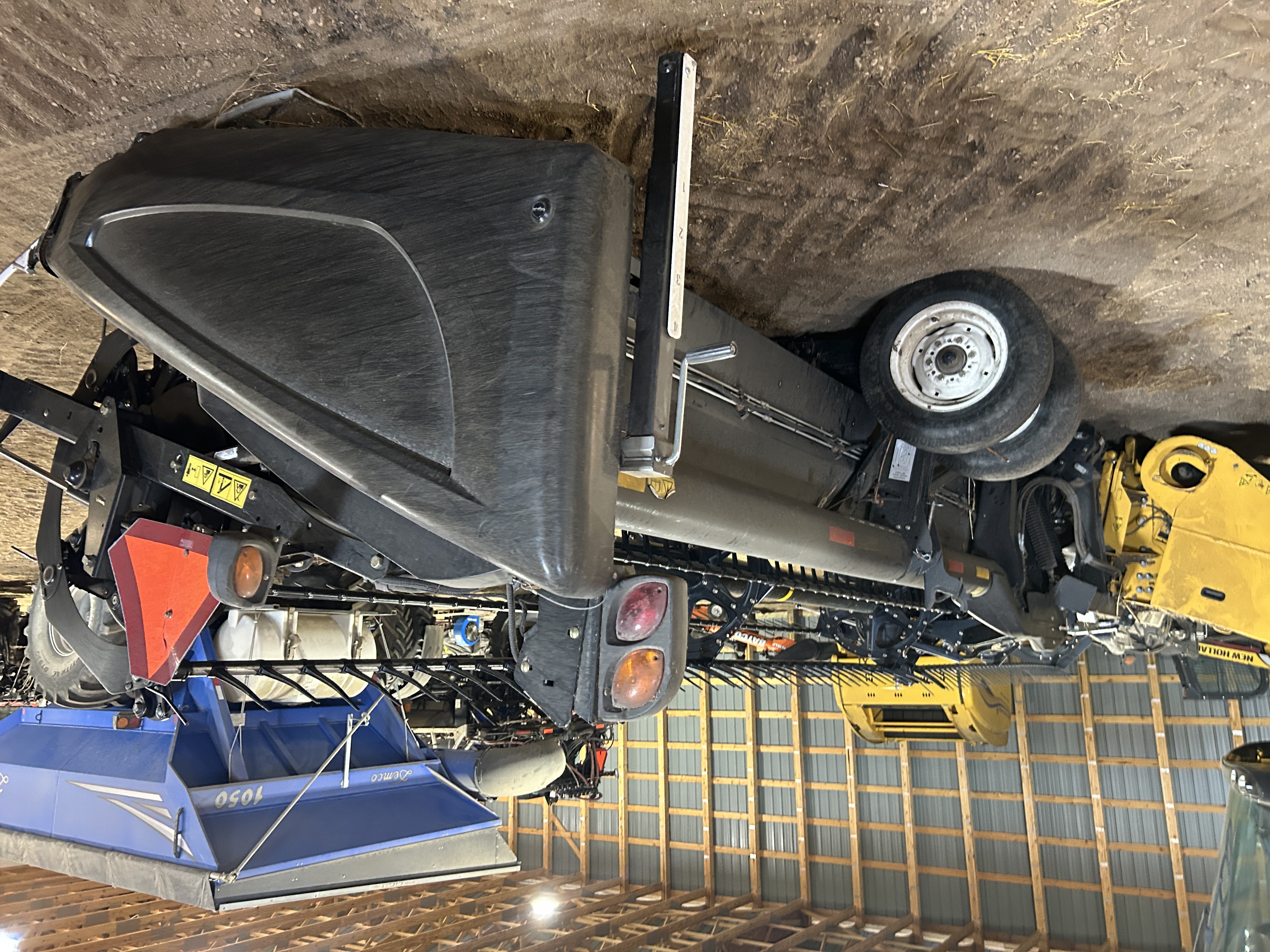 2017 MacDon FD75-40 Header Draper Flex