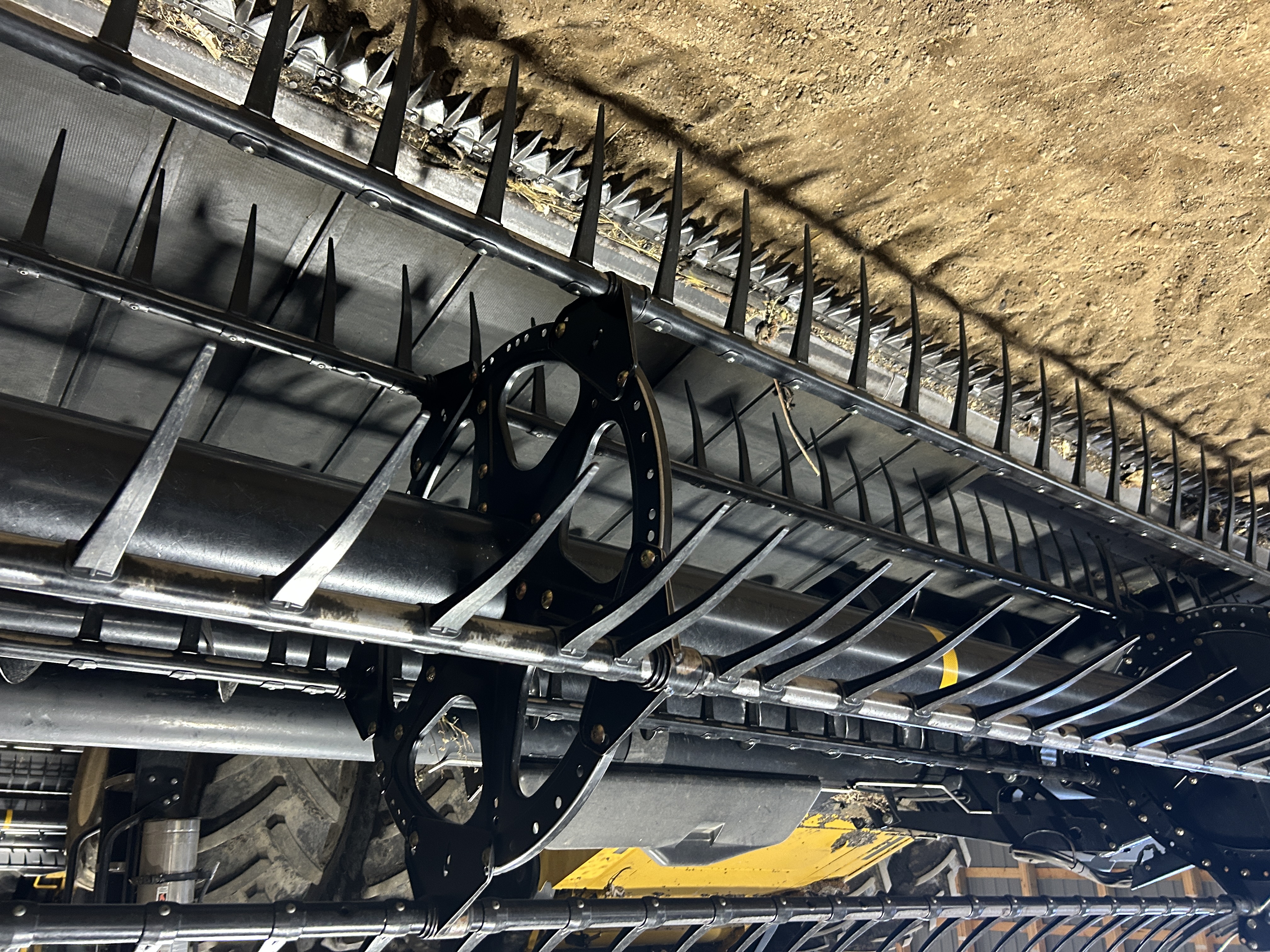 2017 MacDon FD75-40 Header Draper Flex