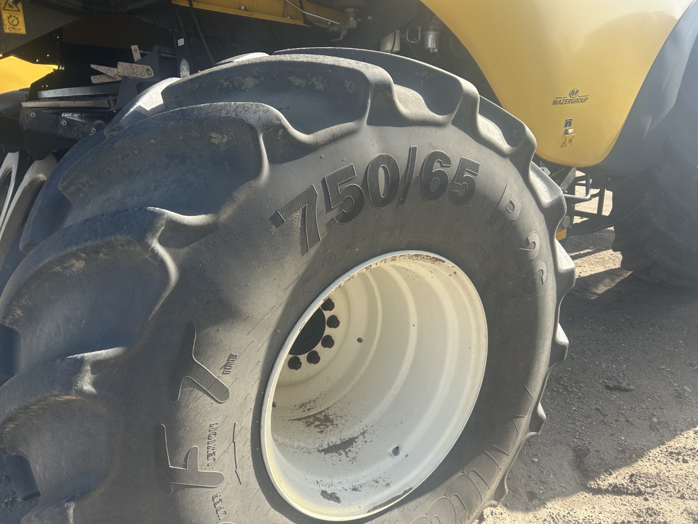 2018 New Holland CR8.90Z Combine