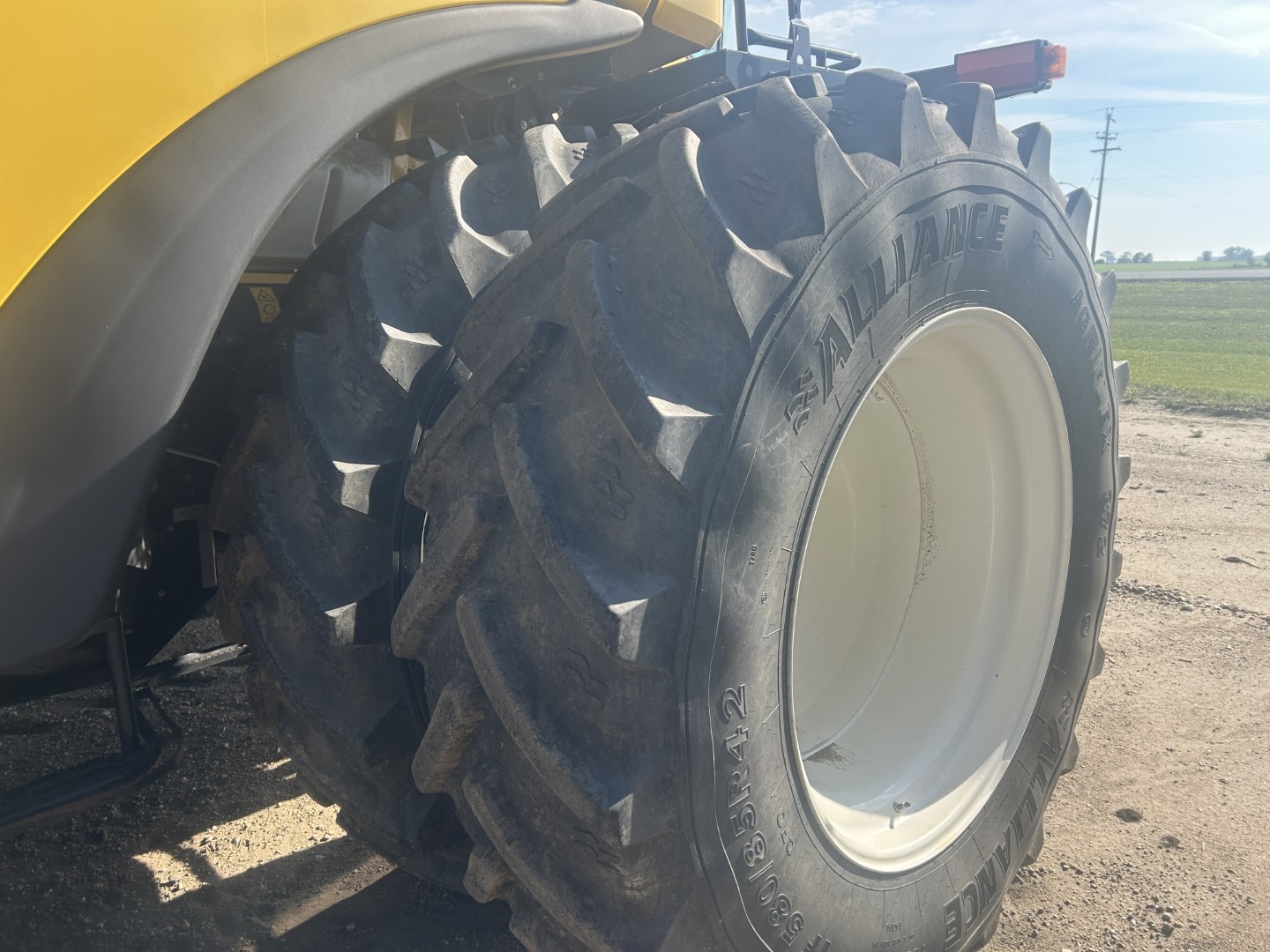 2018 New Holland CR8.90Z Combine