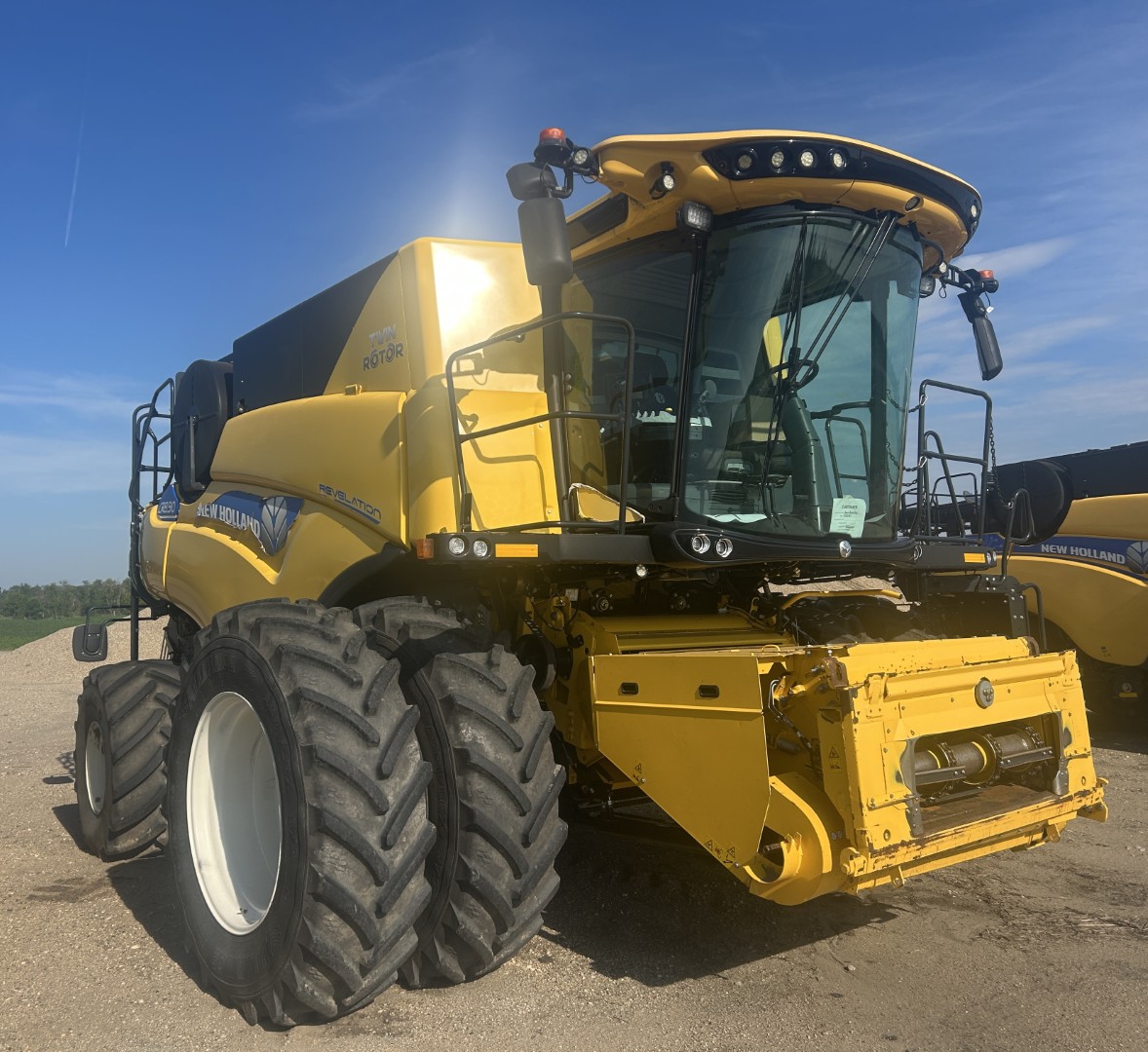 2018 New Holland CR8.90Z Combine