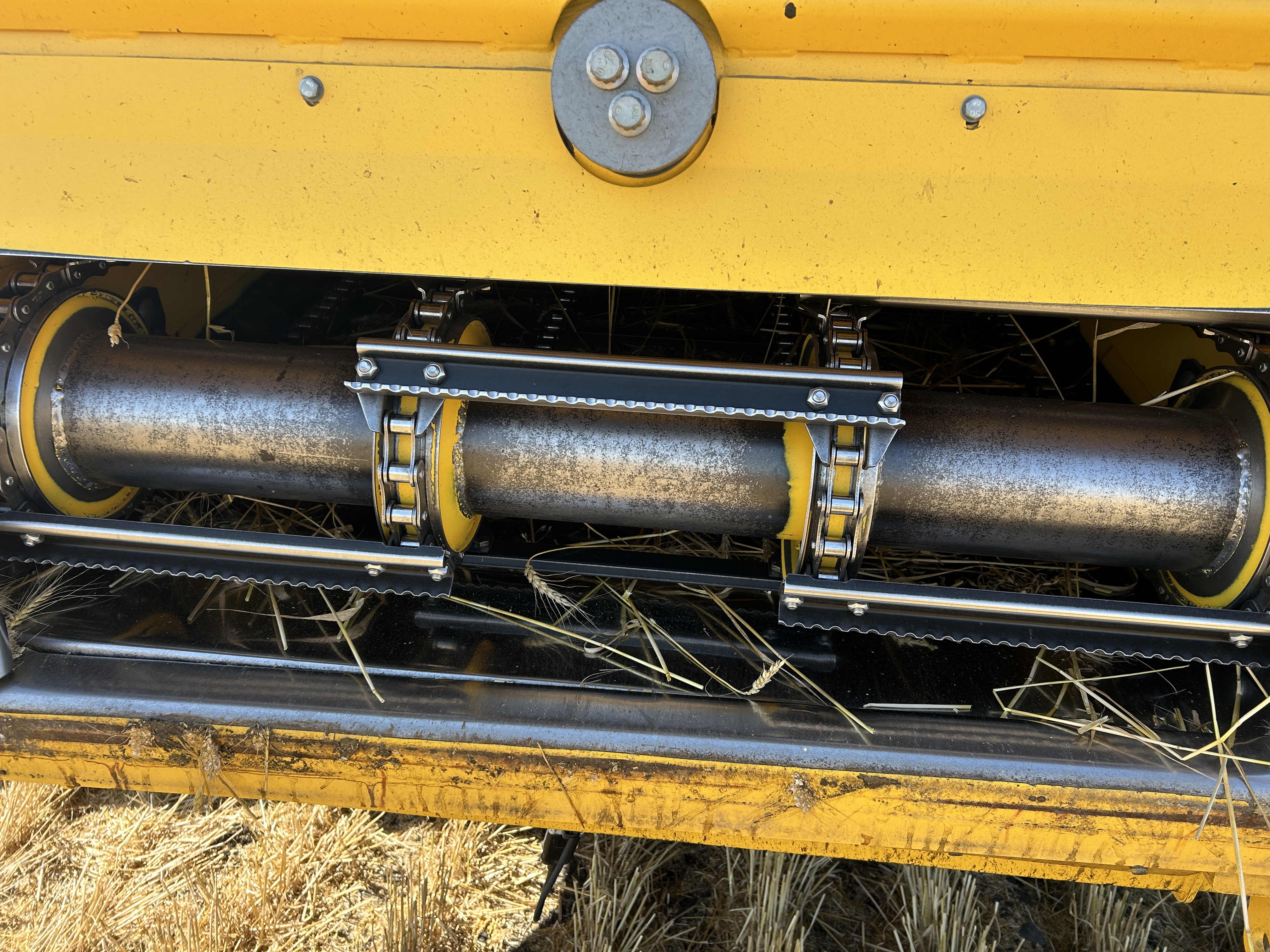 2018 New Holland CR8.90Z Combine