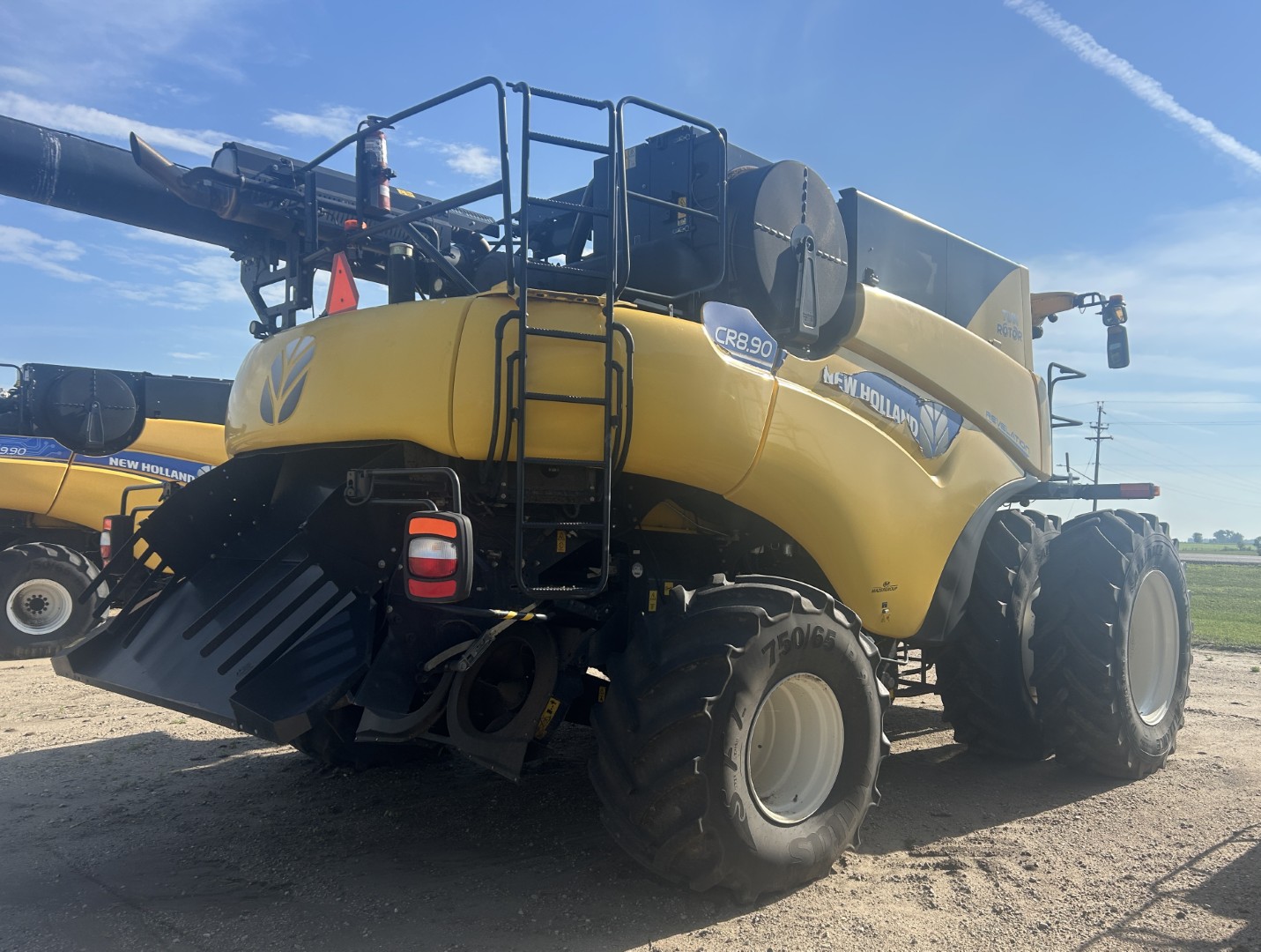 2018 New Holland CR8.90Z Combine