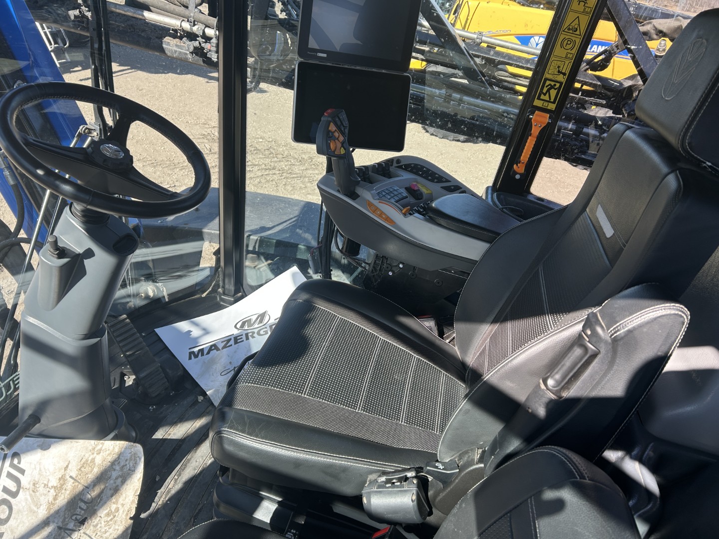 2023 New Holland SP.370F Sprayer/High Clearance