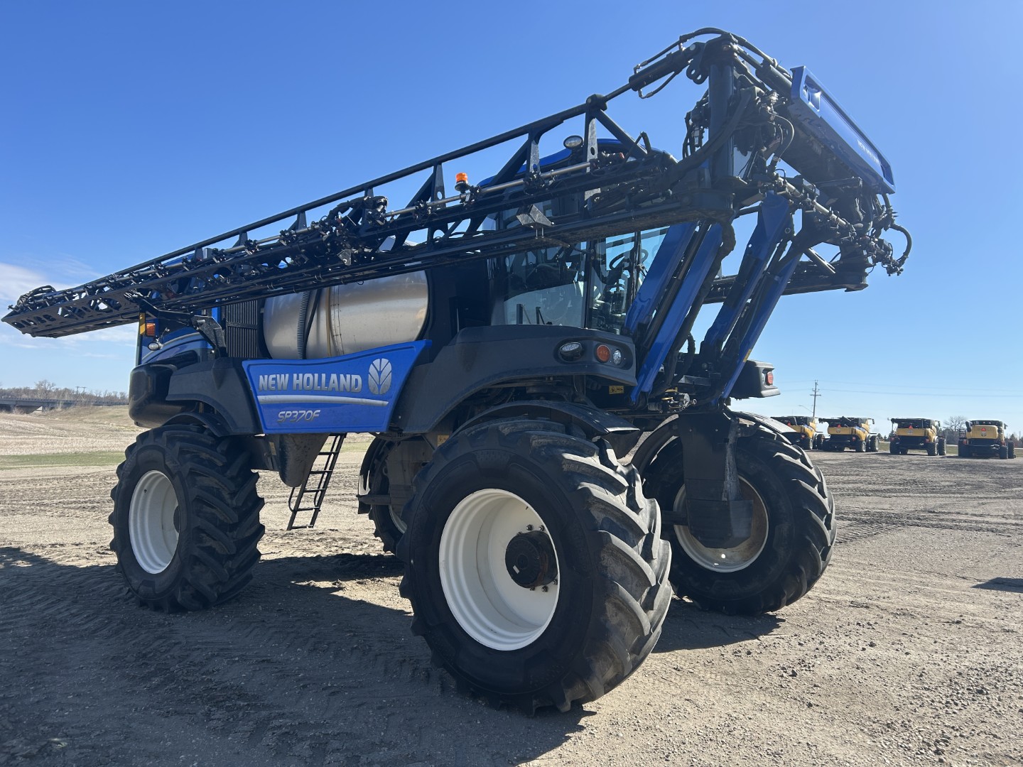 2023 New Holland SP.370F Sprayer/High Clearance