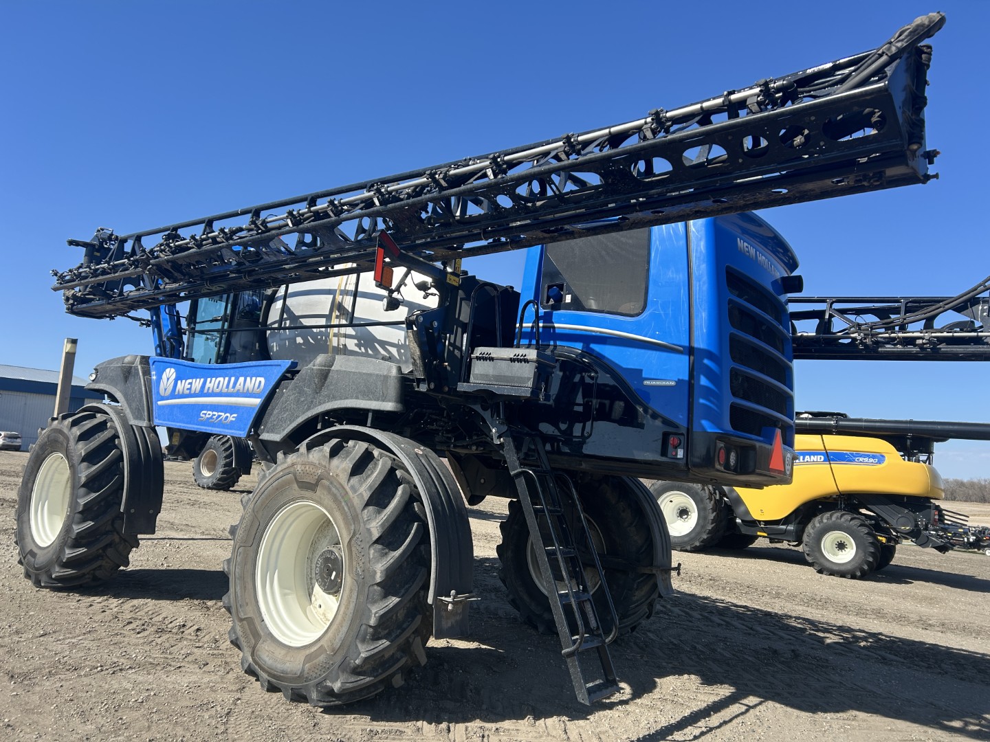 2023 New Holland SP.370F Sprayer/High Clearance
