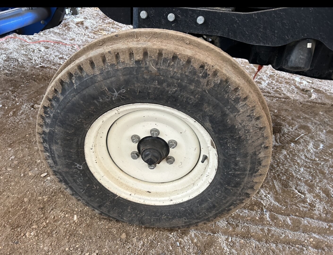 2013 New Holland WRKMSTR 75 Tractor