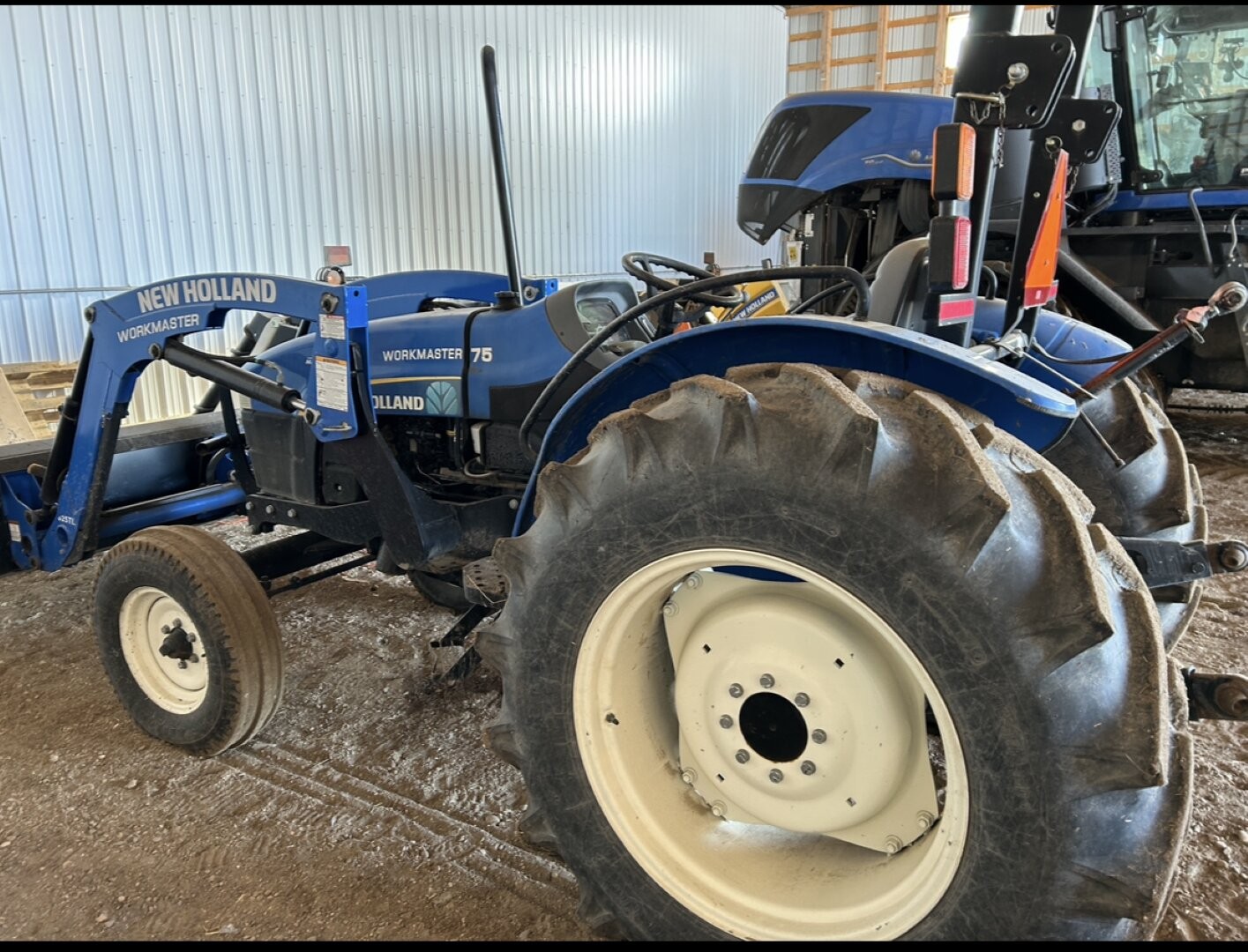2013 New Holland WRKMSTR 75 Tractor