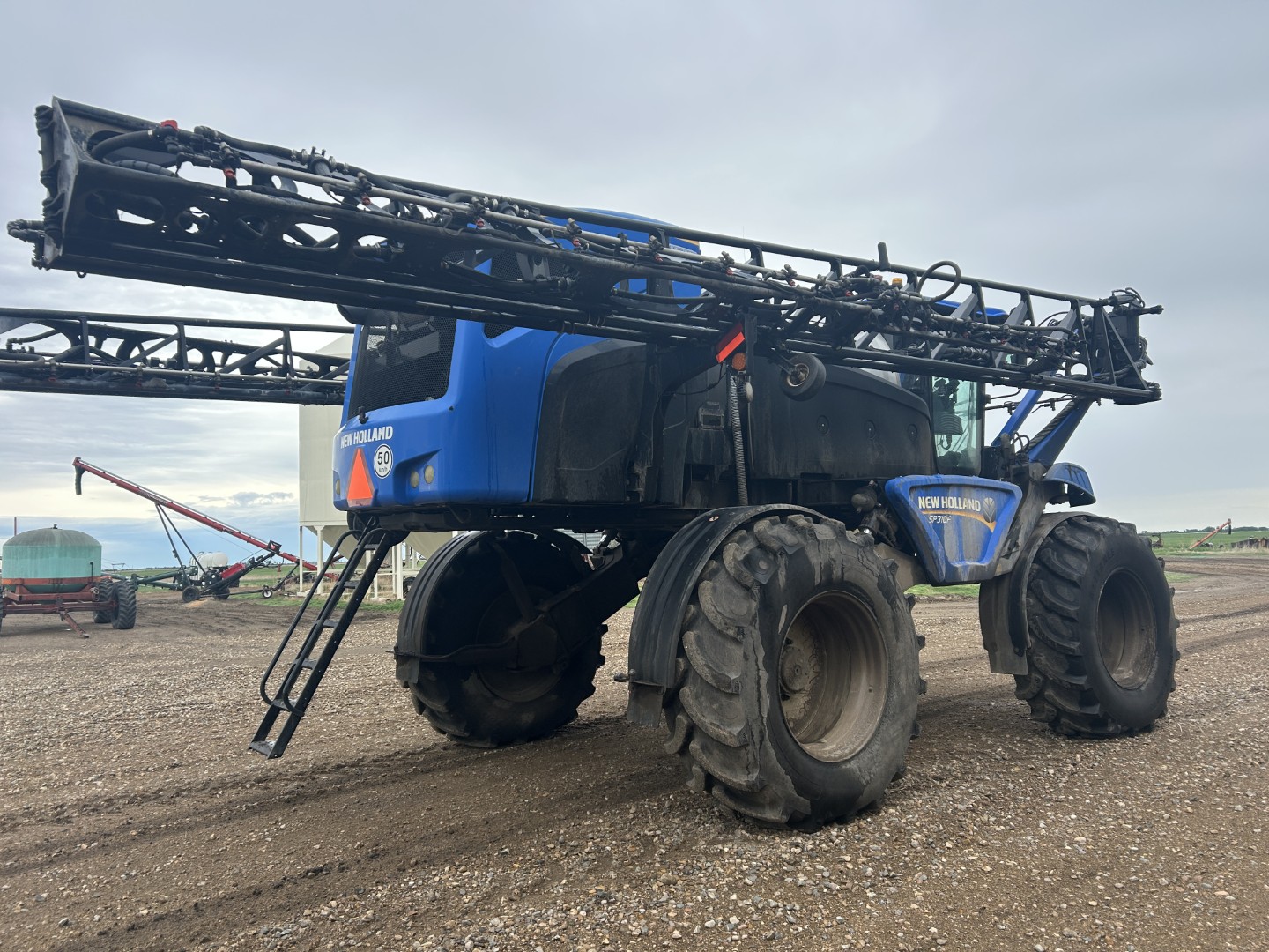 2018 New Holland SP.310F Sprayer/High Clearance
