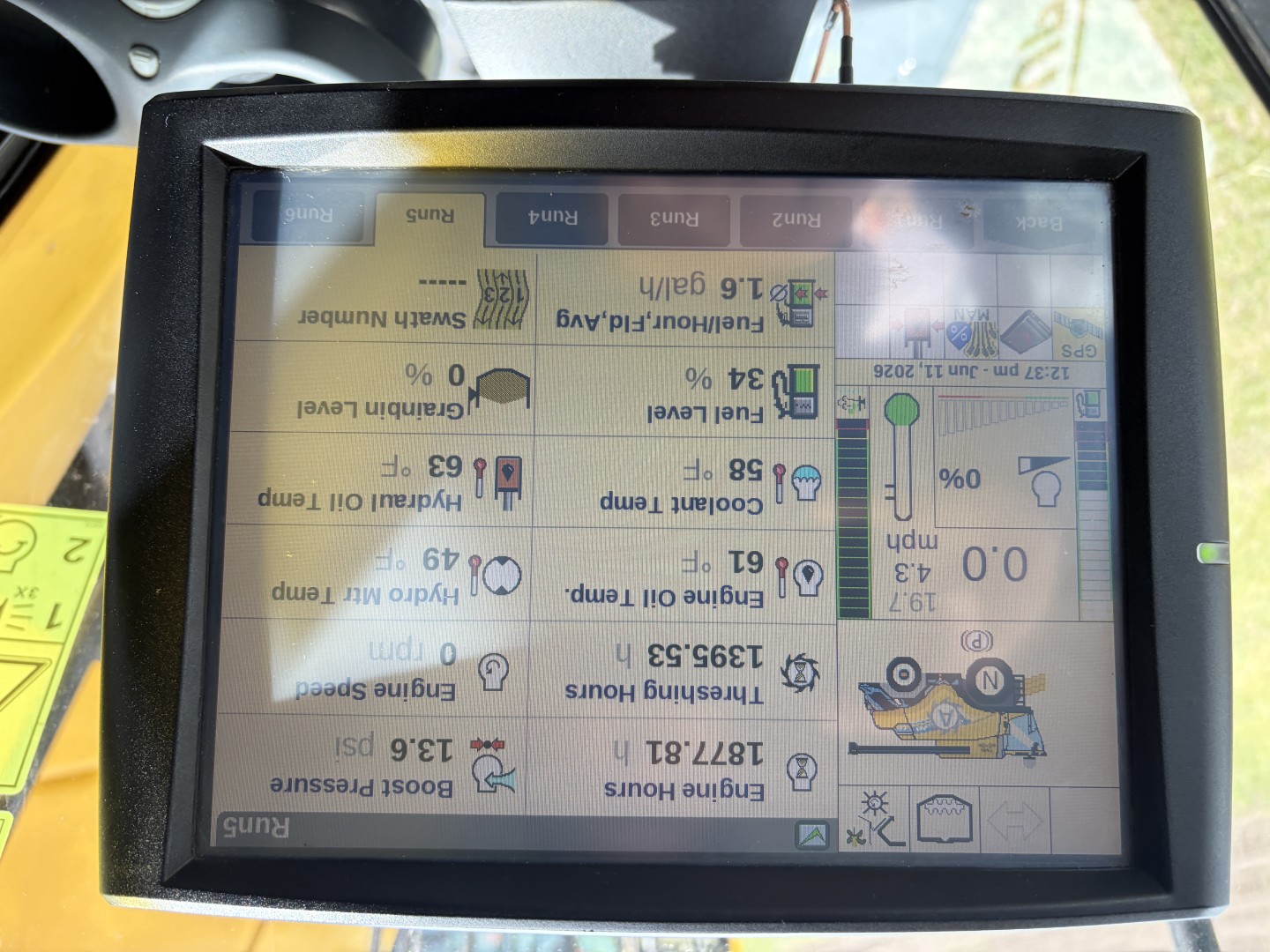 2019 New Holland CR9.90Z Combine