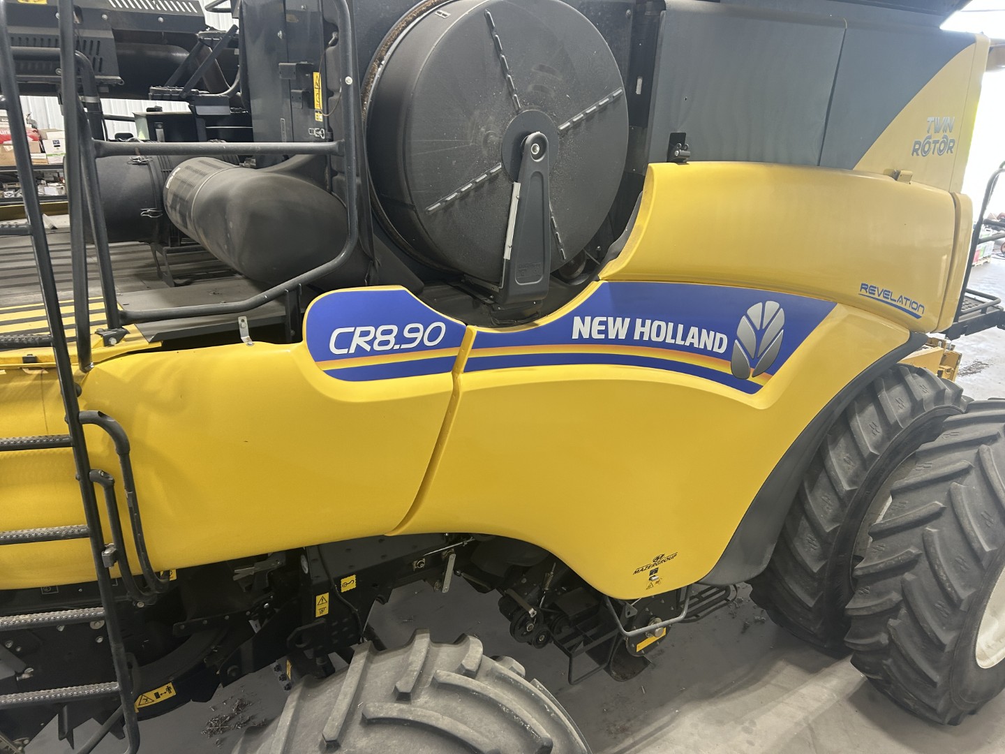 2018 New Holland CR8.90Z Combine