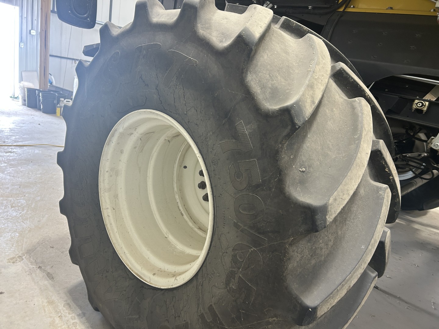 2018 New Holland CR8.90Z Combine