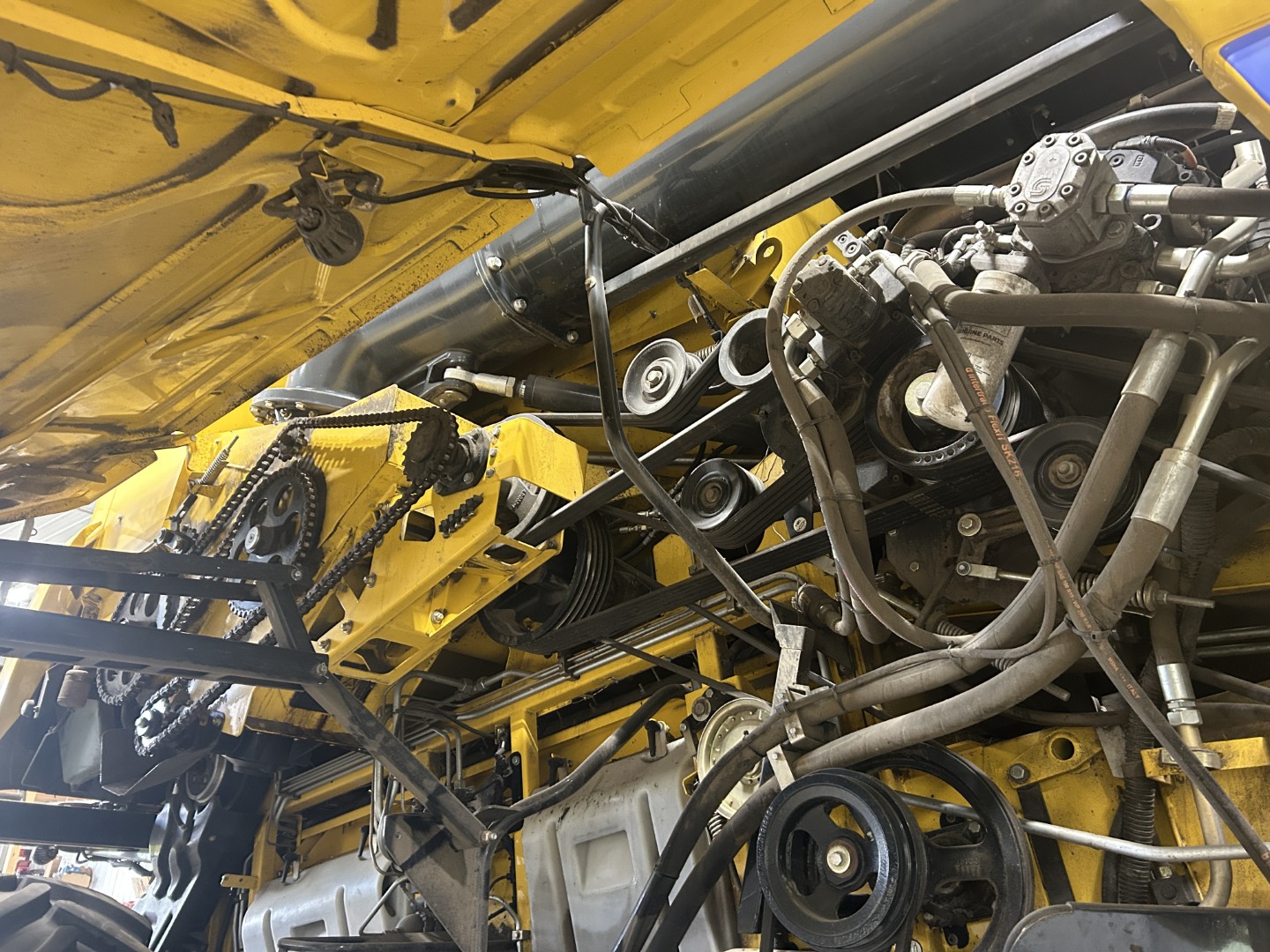 2018 New Holland CR8.90Z Combine