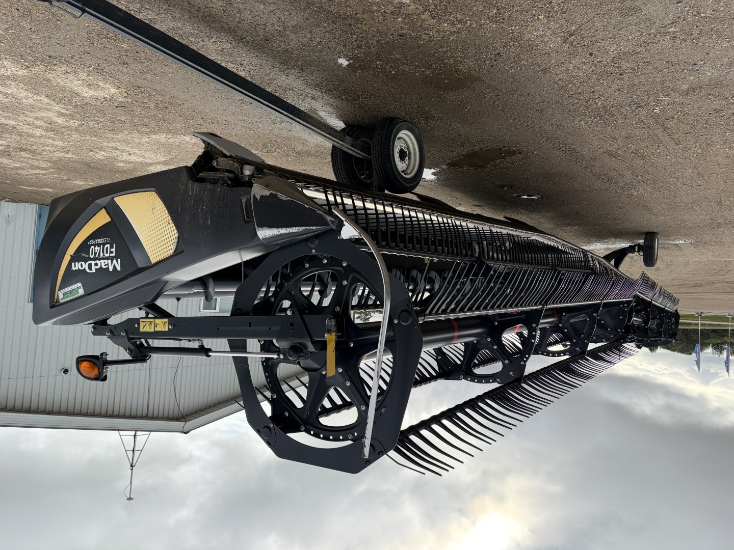 2018 MacDon FD140 Header Draper Flex