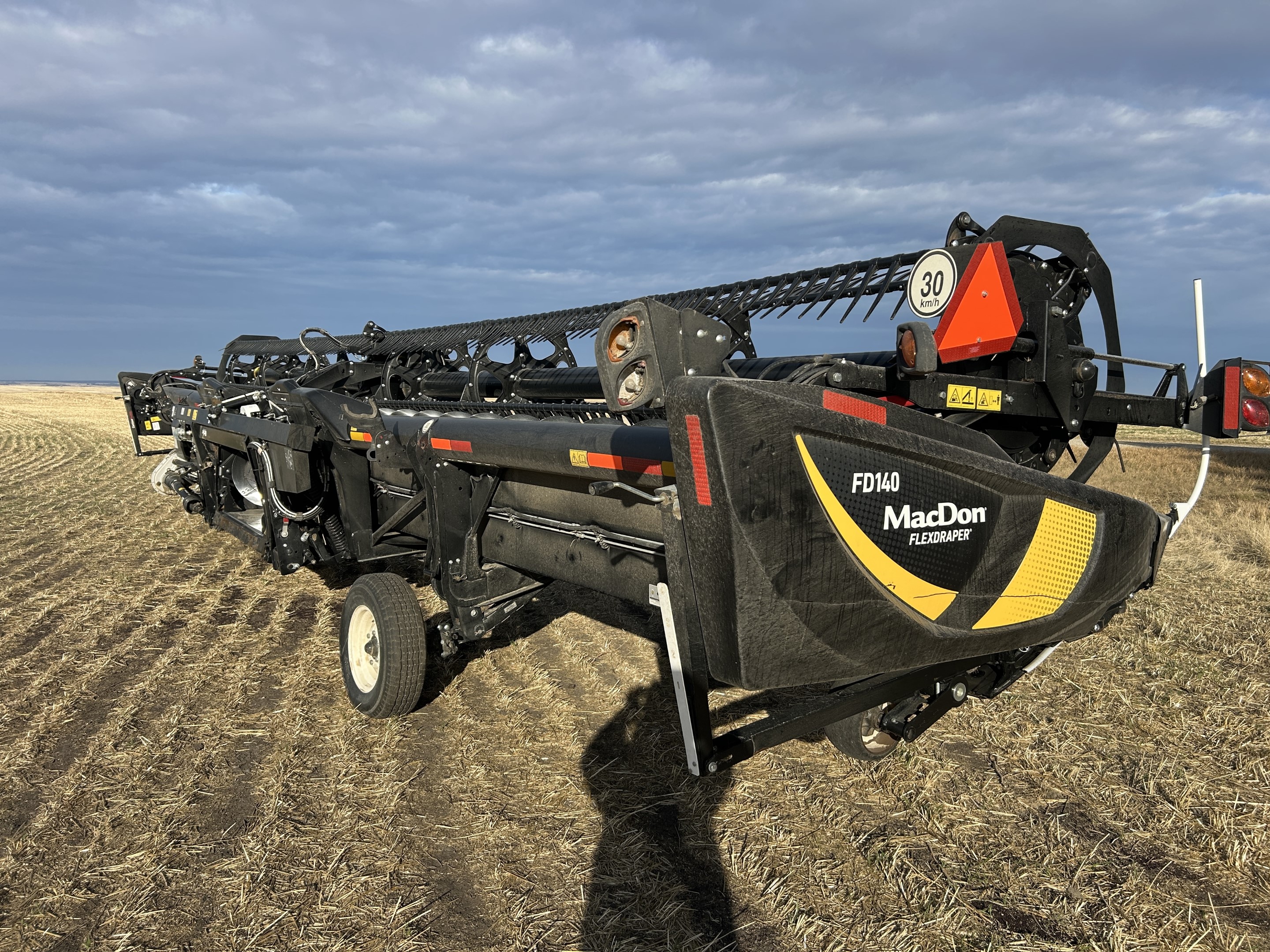 2021 MacDon FD140 Header Draper Flex