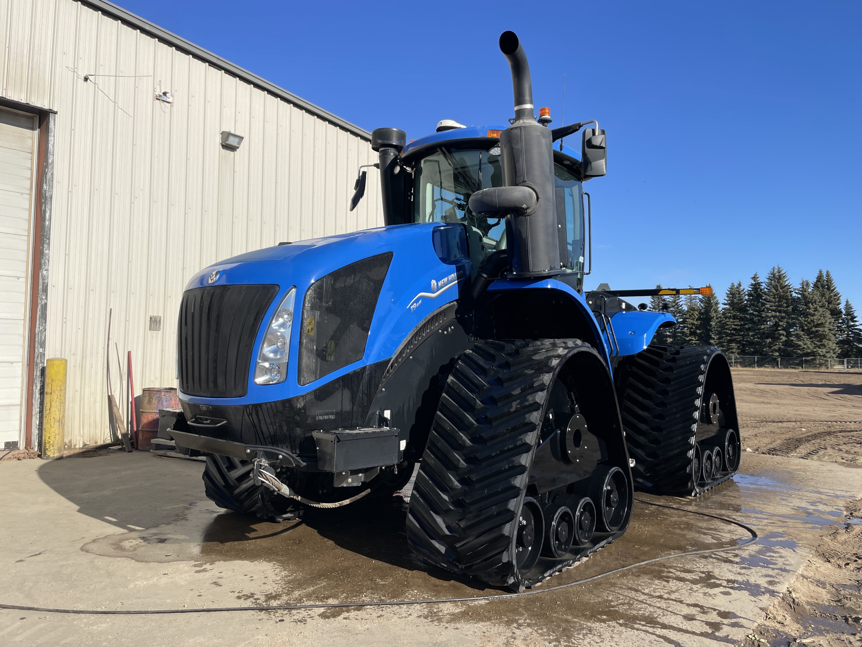 2022 New Holland T9.645 Tractor Rubber Track