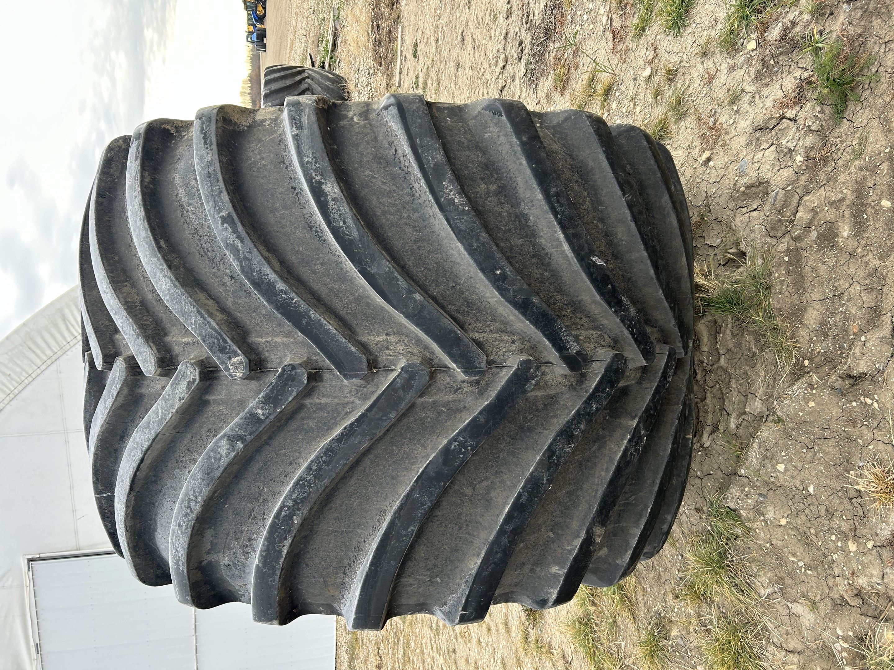 2022 Goodyear LSW1400/30R4 Tires