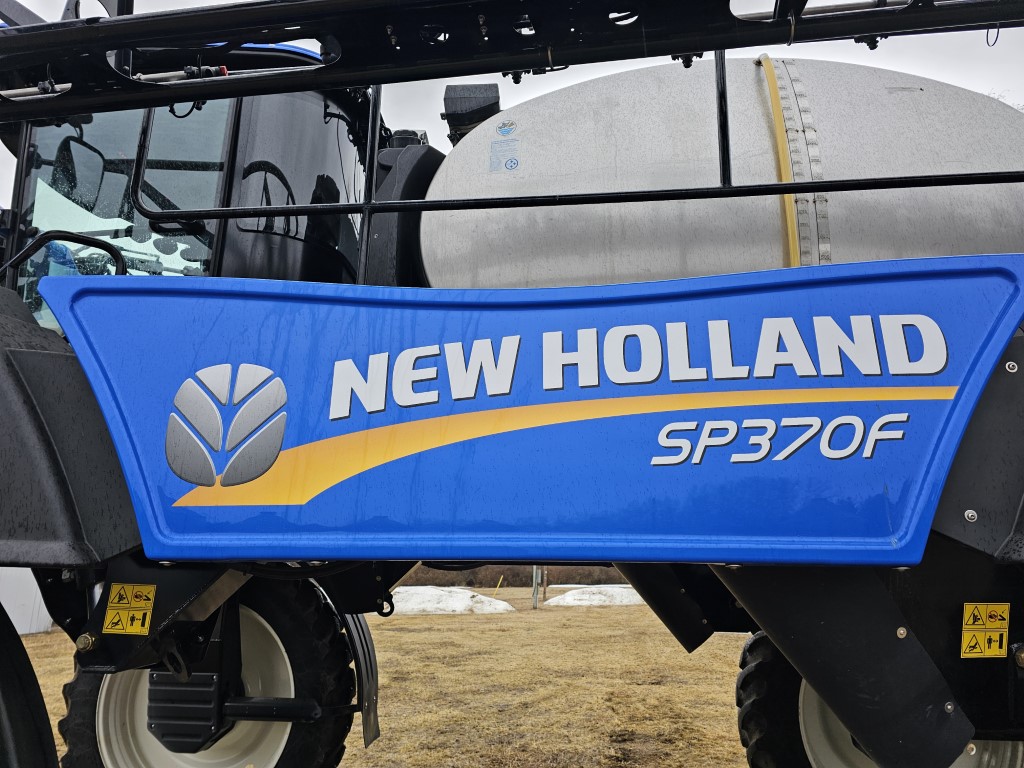 2022 New Holland SP.370F Sprayer/High Clearance