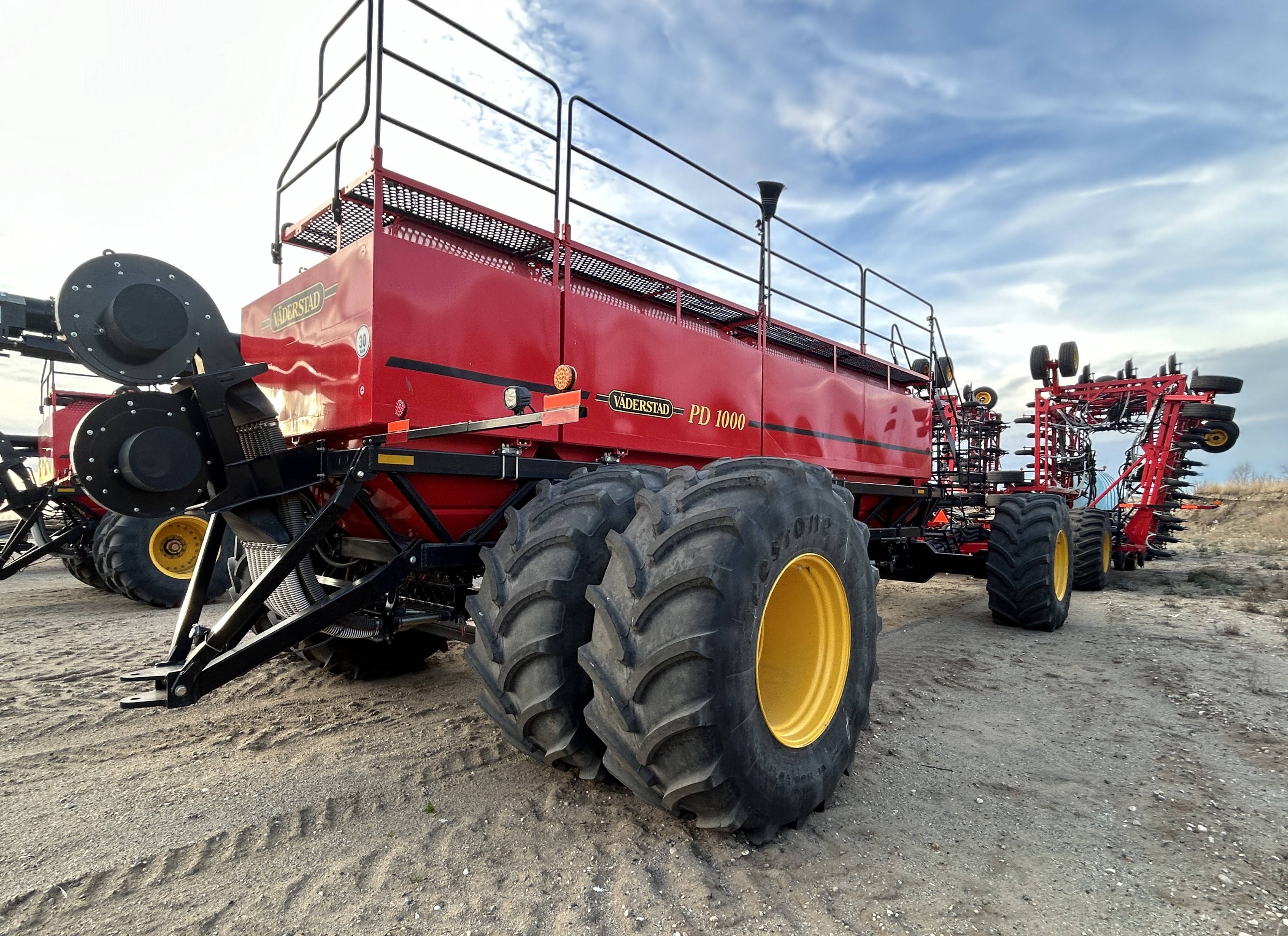 2023 Vaderstad SH8010-1000 Air Drill