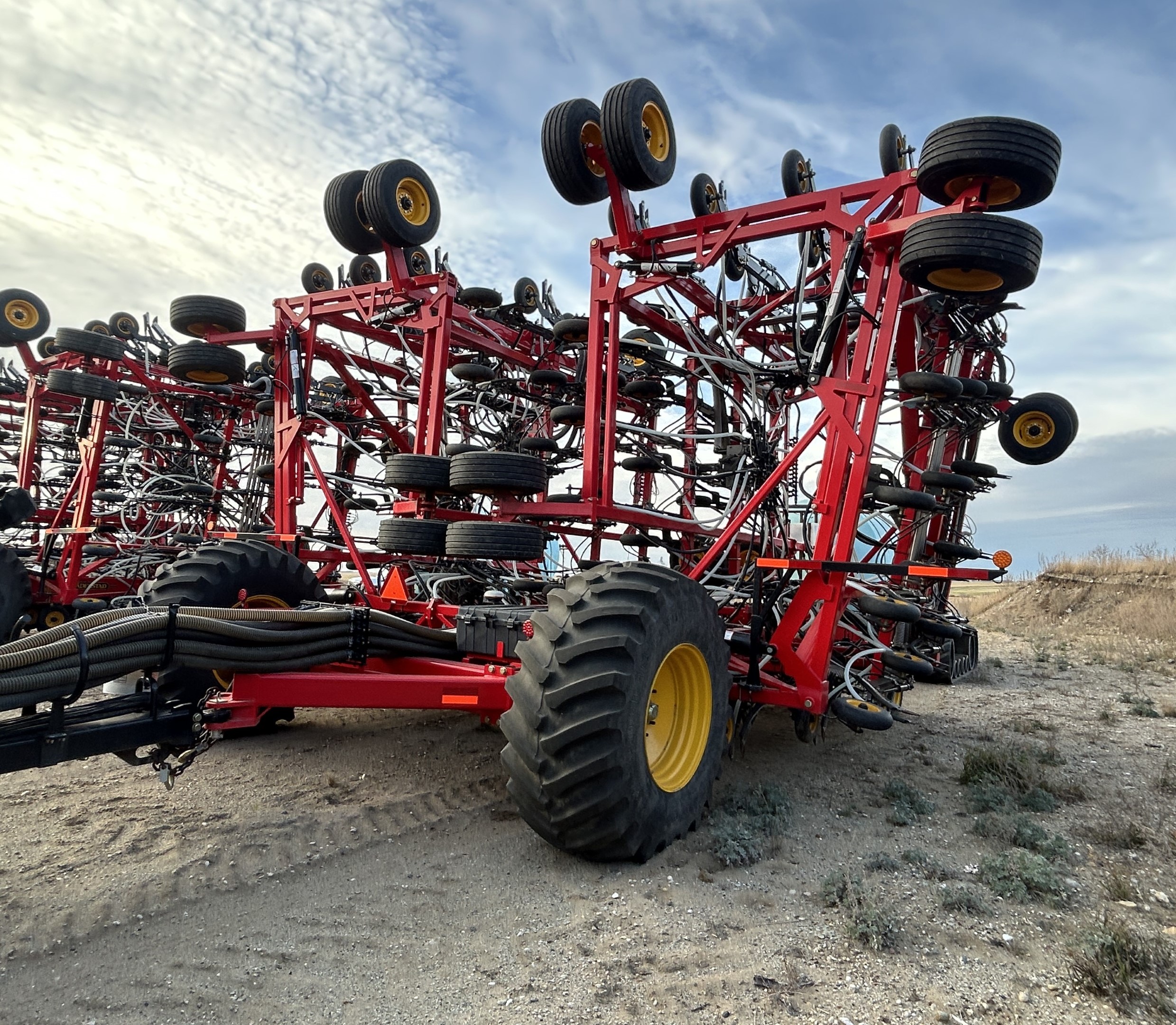 2023 Vaderstad SH8010-1000 Air Drill