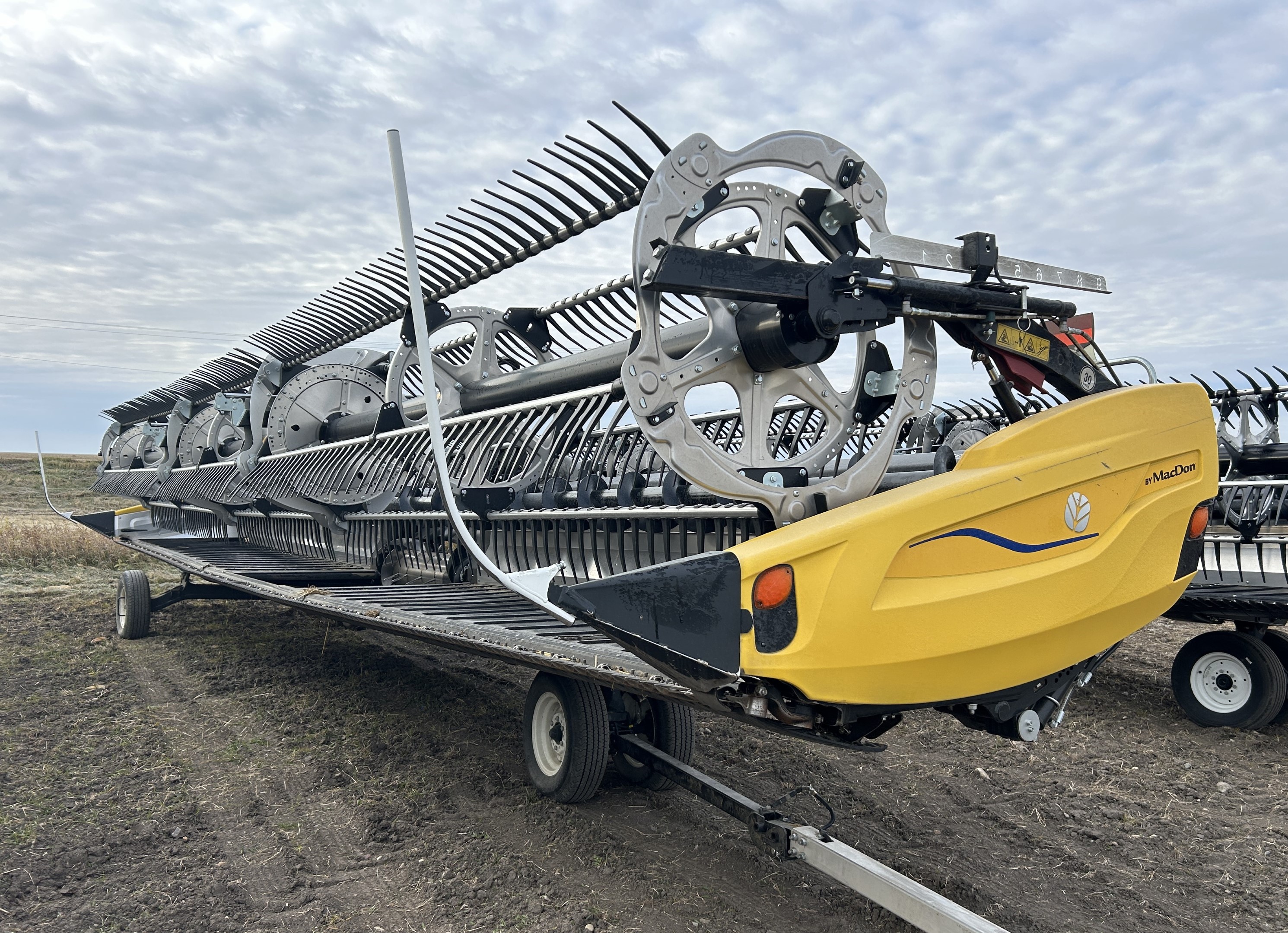 2023 MacDon FD240 Header Draper Flex