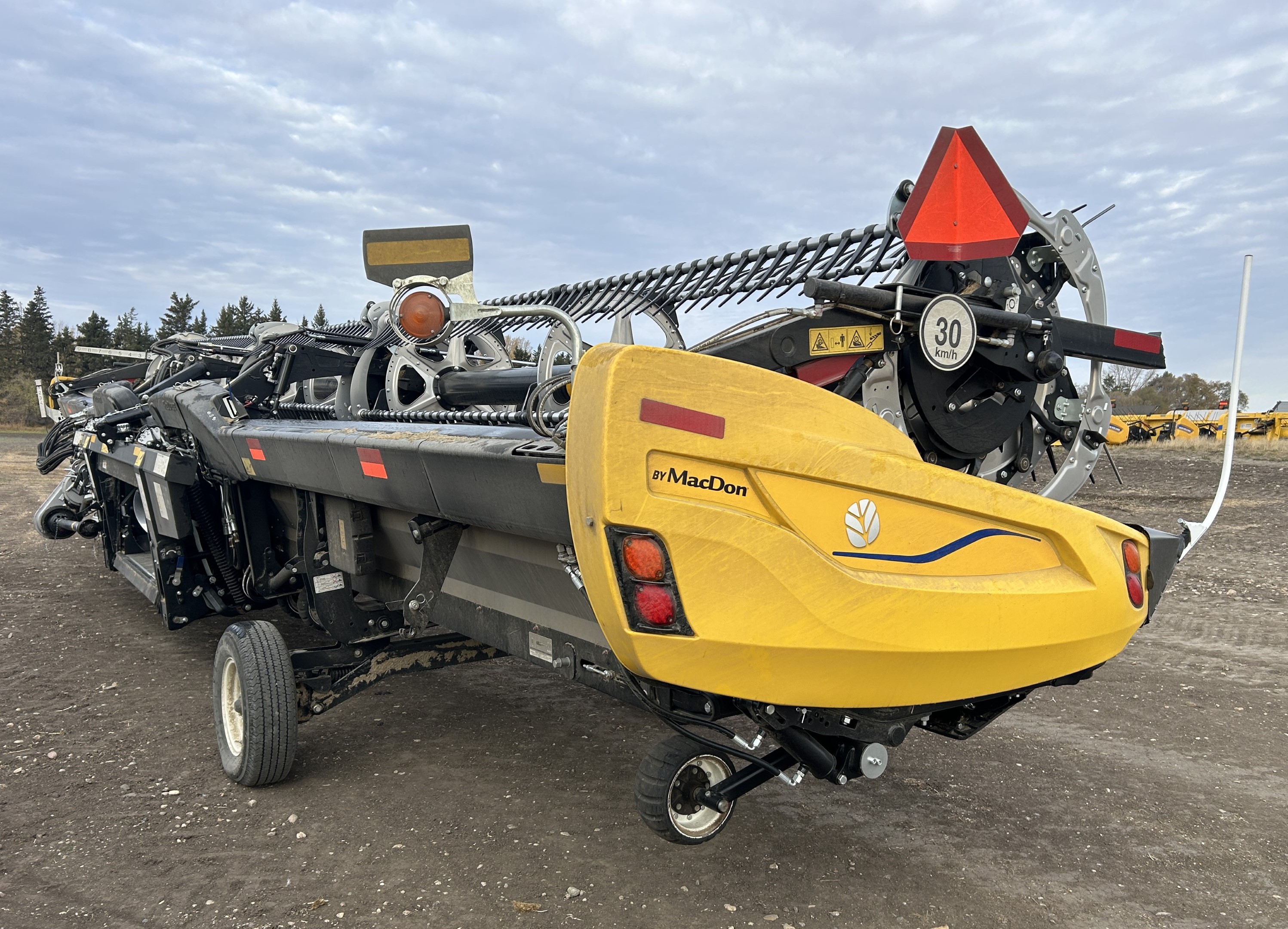 2023 MacDon FD240 Header Draper Flex