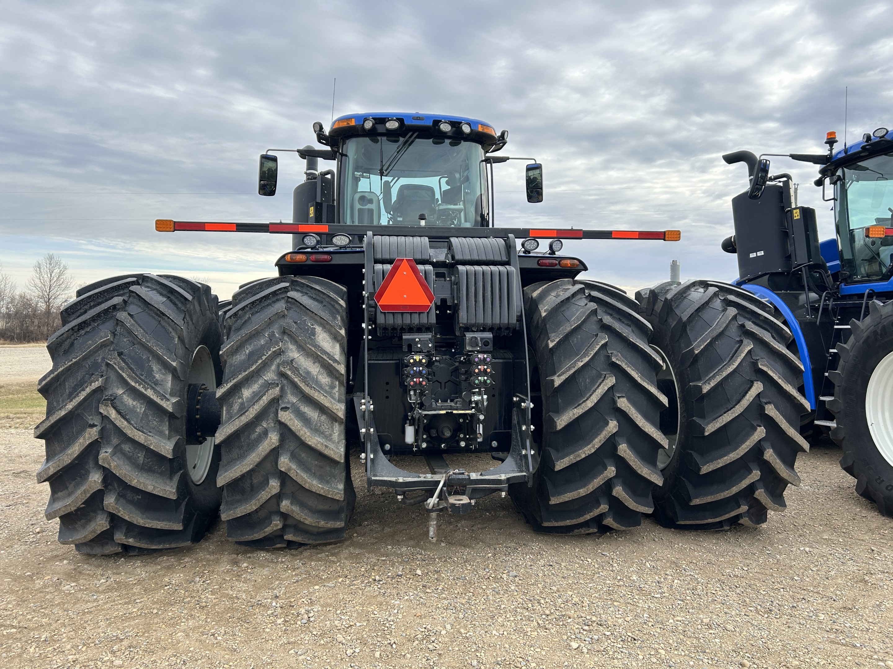 2023 New Holland T9.645HD Tractor 4WD