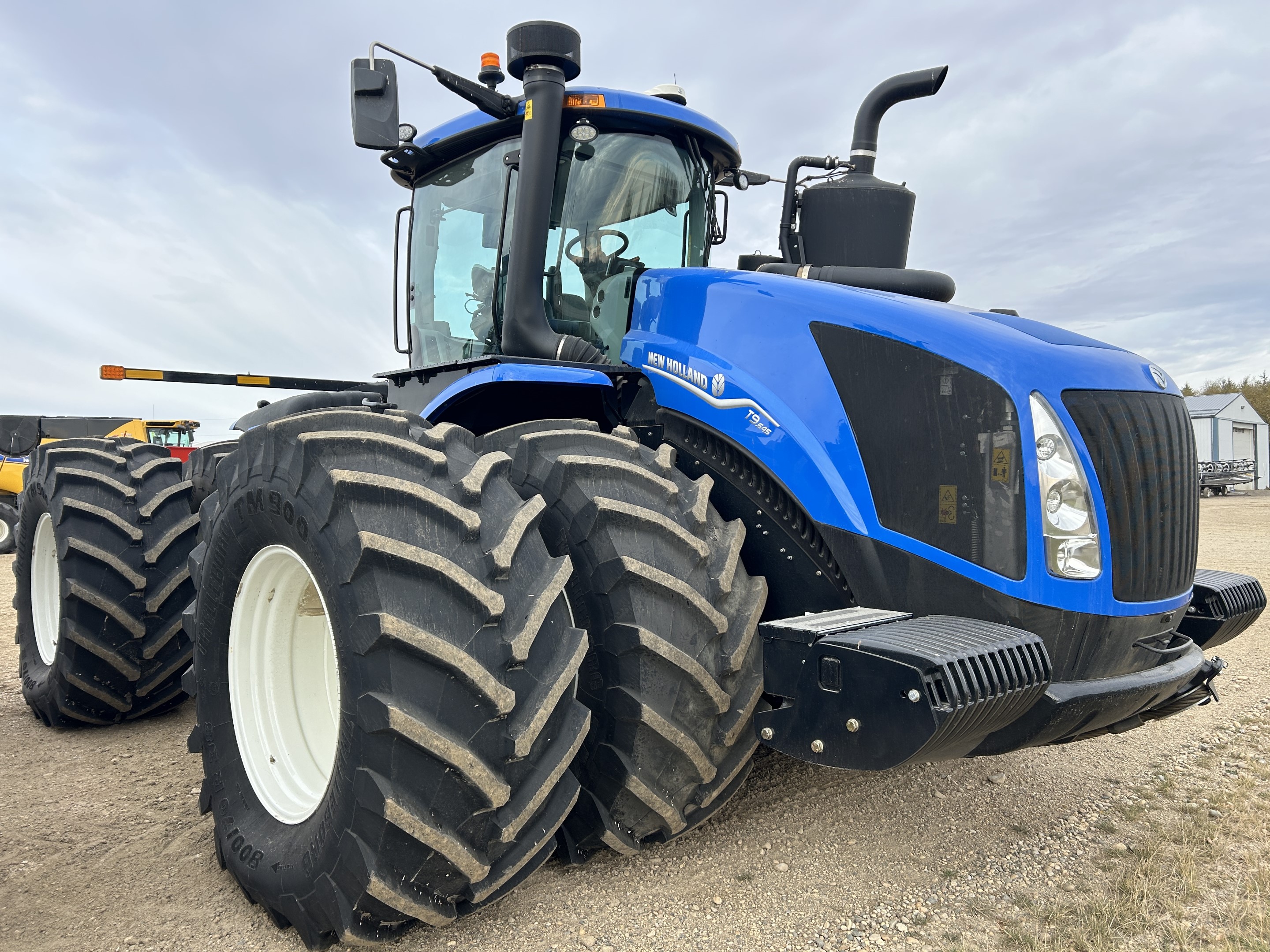 2023 New Holland T9.645HD Tractor 4WD