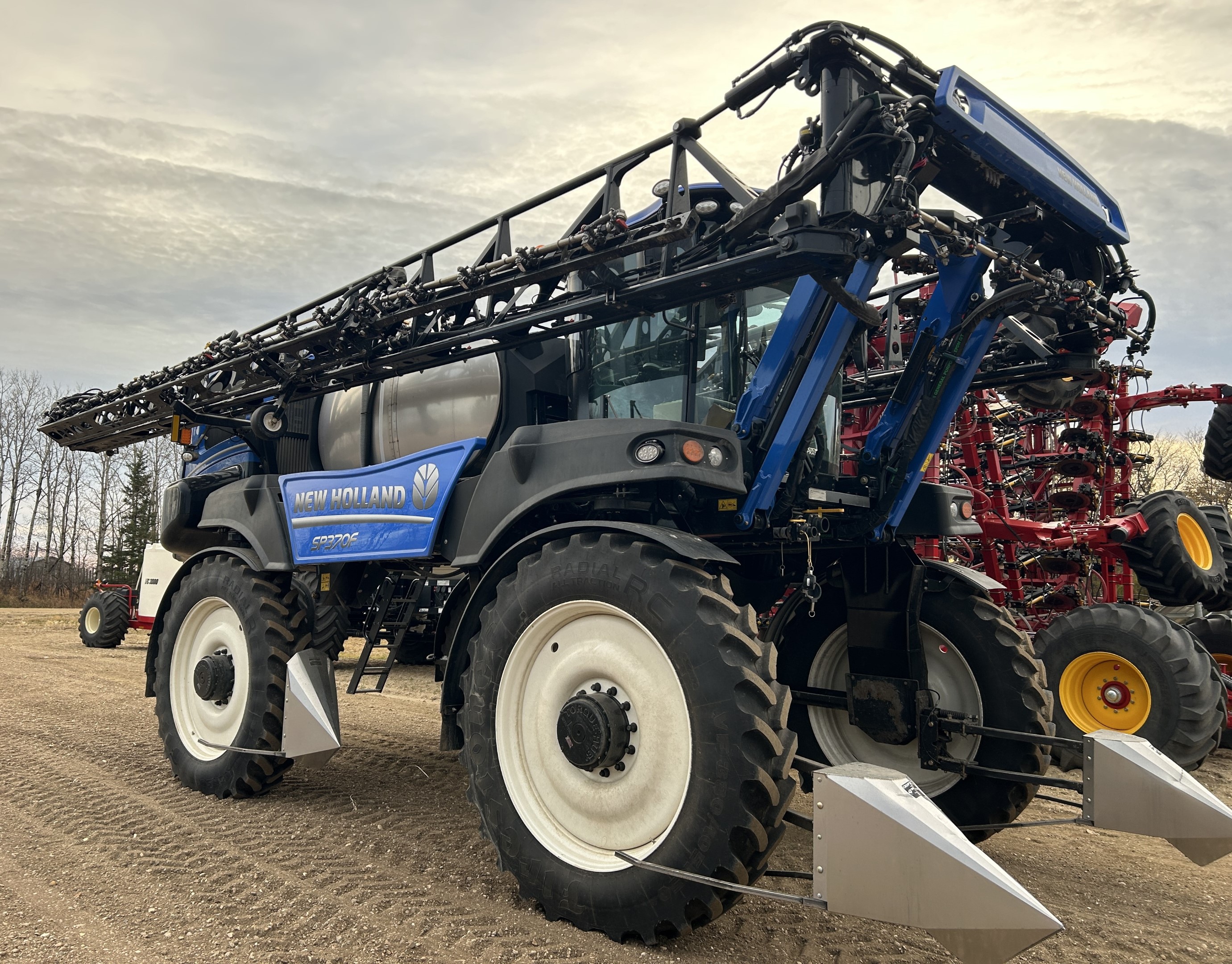 2024 New Holland SP.370F Sprayer/High Clearance