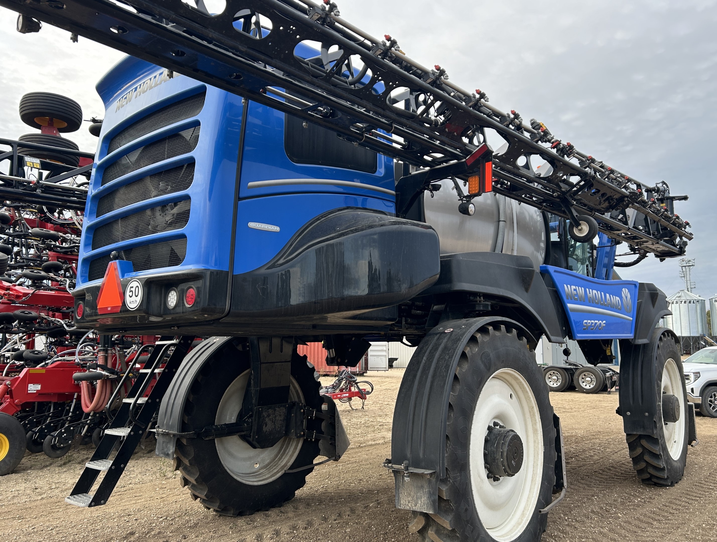 2024 New Holland SP.370F Sprayer/High Clearance