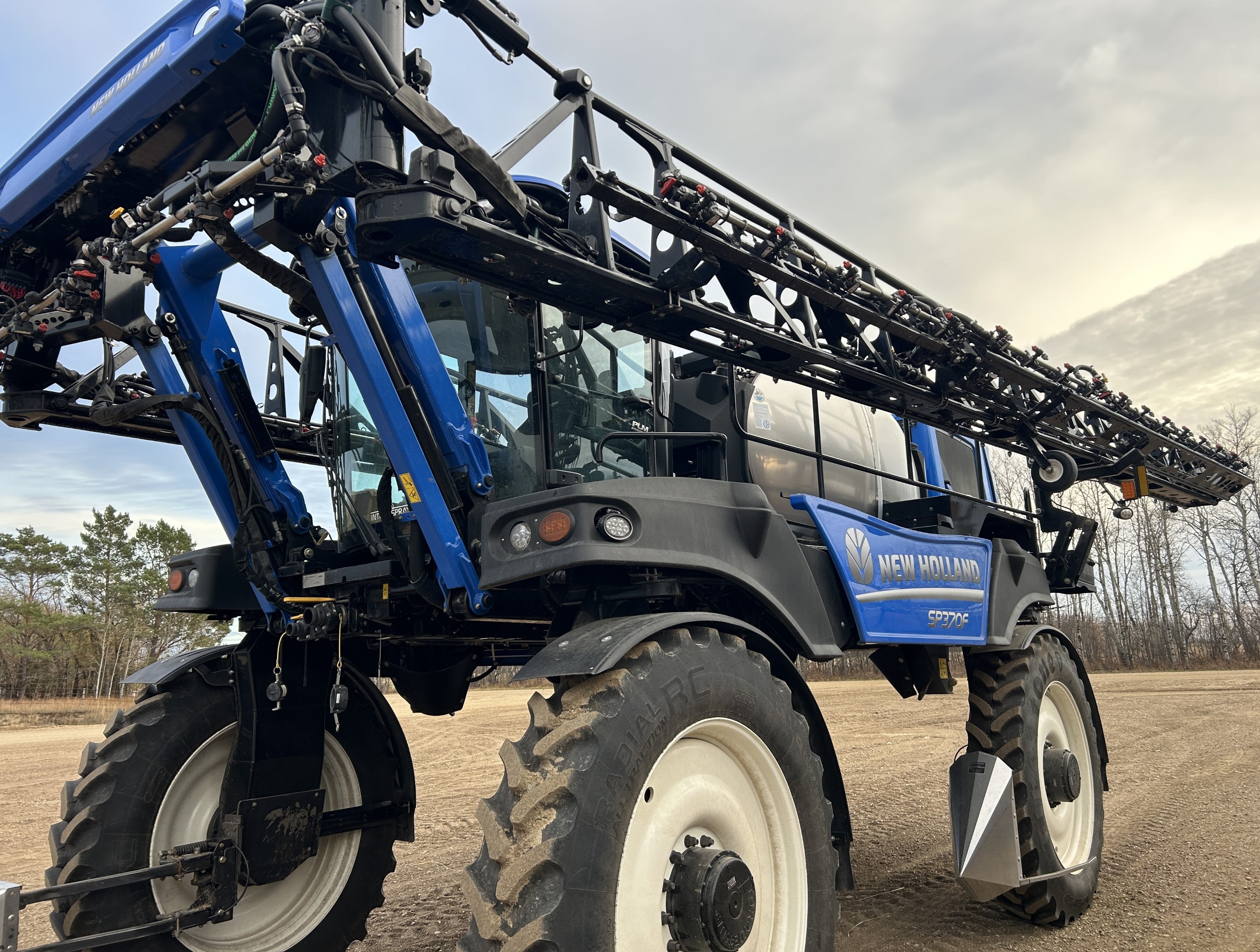 2024 New Holland SP.370F Sprayer/High Clearance